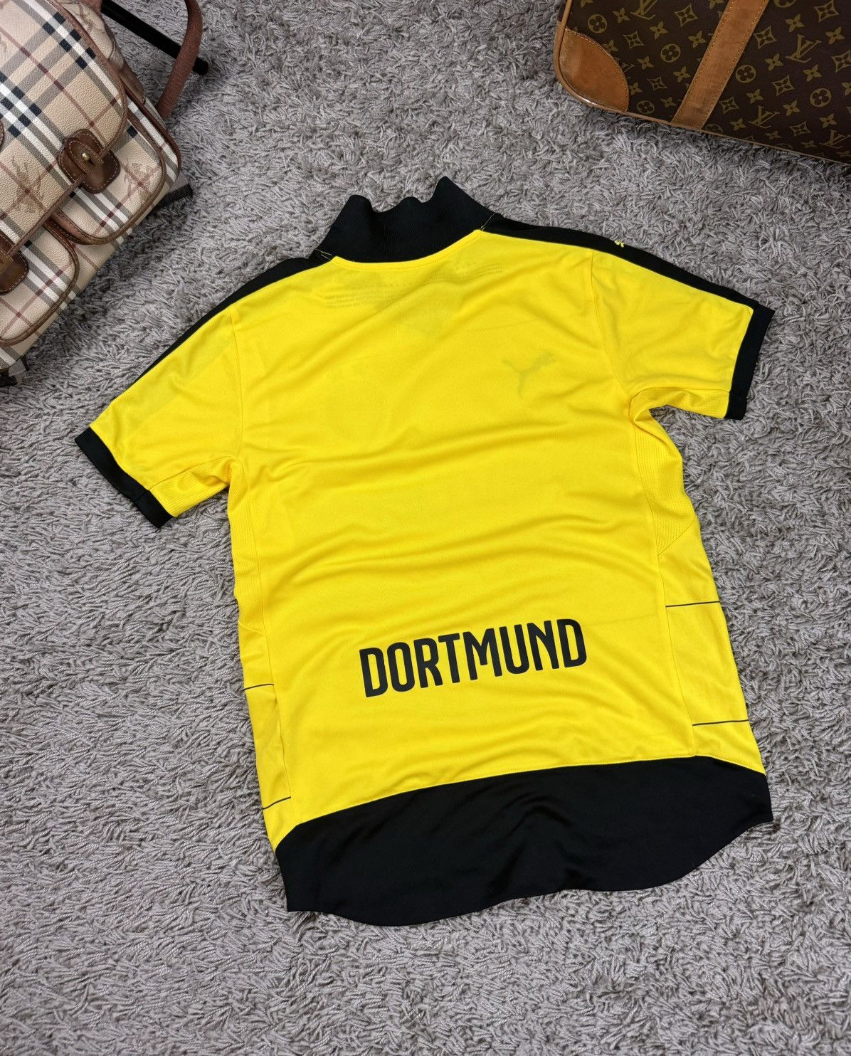 Puma Football Puma Borussia Dortmund 2015-16s t-shirt original Size US S / EU 44-46 / 1 - 5 Thumbnail
