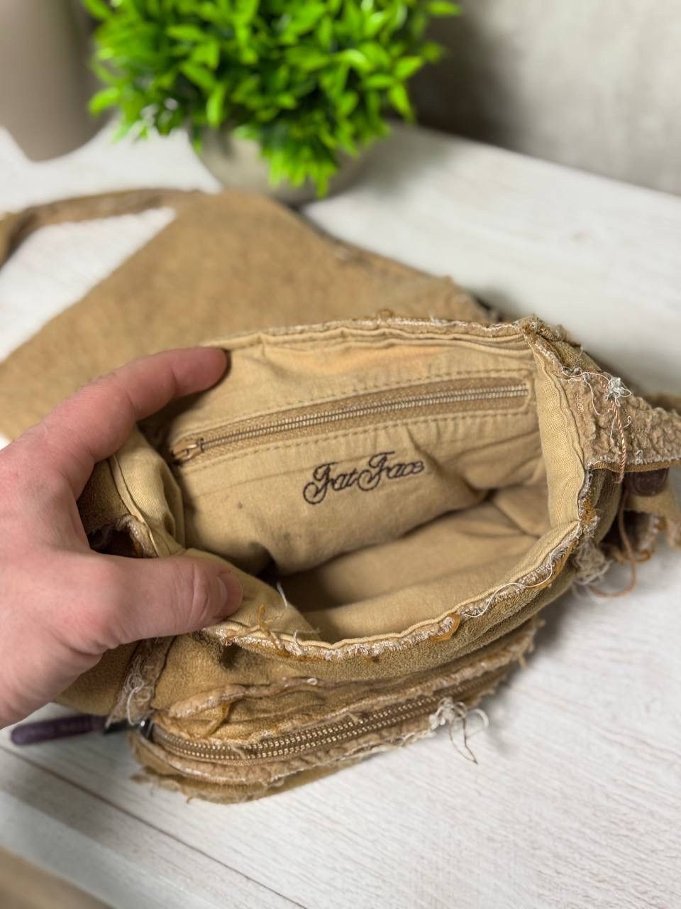 Grailed VTG Unisex Fat Face Shoulders Bag Y2K Grunge Archival 00s Size ONE SIZE - 4 Thumbnail