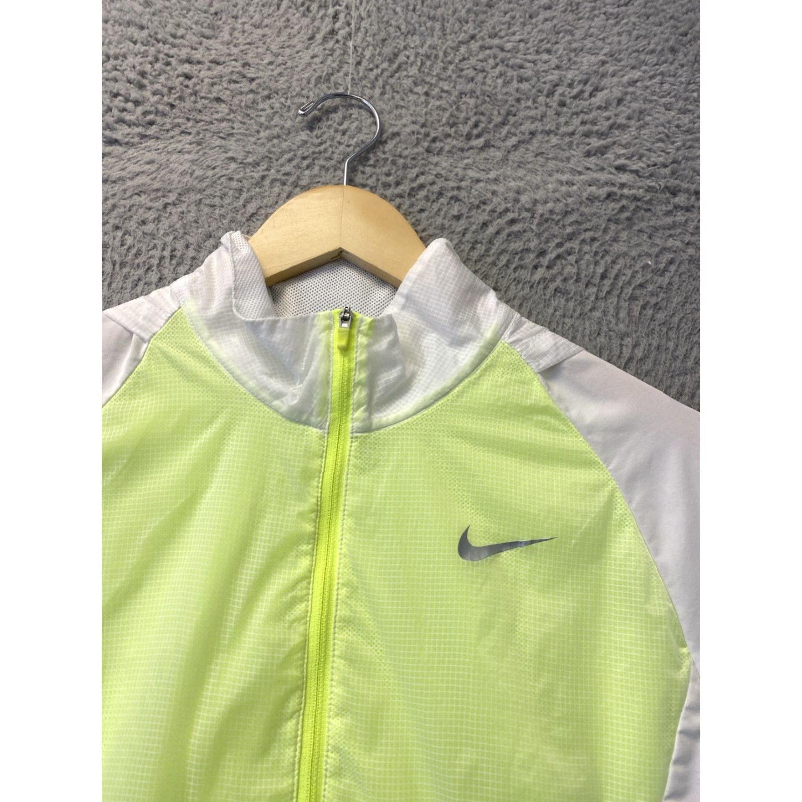 Nike Nike Jacket Women Medium Swoosh Packable Lightweight Quarter Zip 133-13 Size M / US 6-8 / IT 42-44 - 2 Thumbnail
