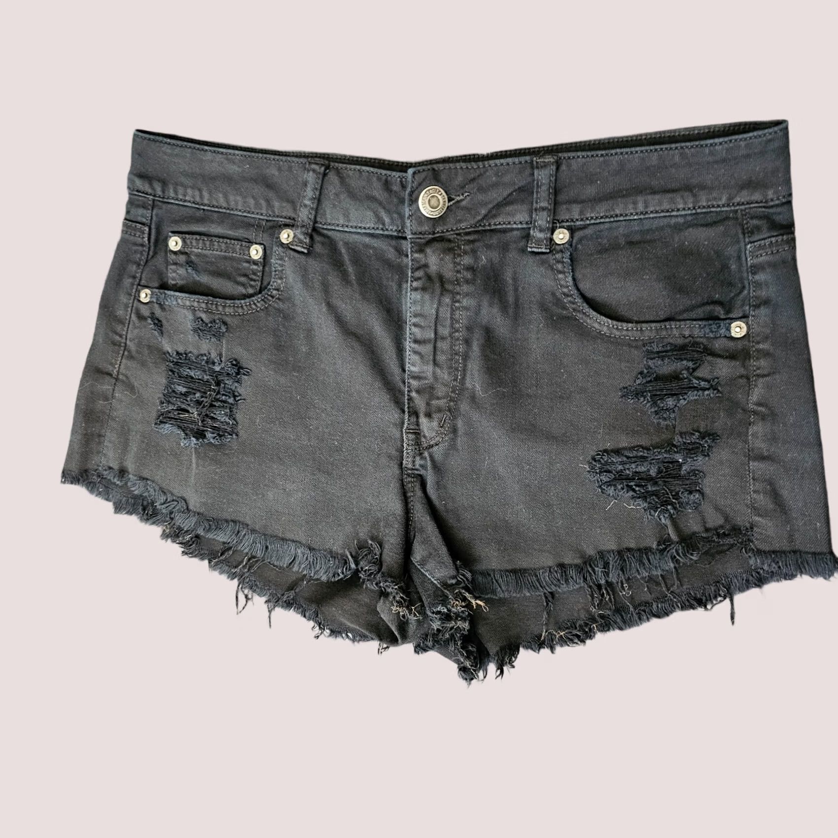 American Eagle Outfitters American Eagle Outfitters Jeans Women’s Jean Short Size 14 Black High Rise Distressed Cut-Off Slim 5-Pocket Denim Cotton Blend Zipper Vintage No Size 36" / US 14 / IT 50 - 1 Thumbnail