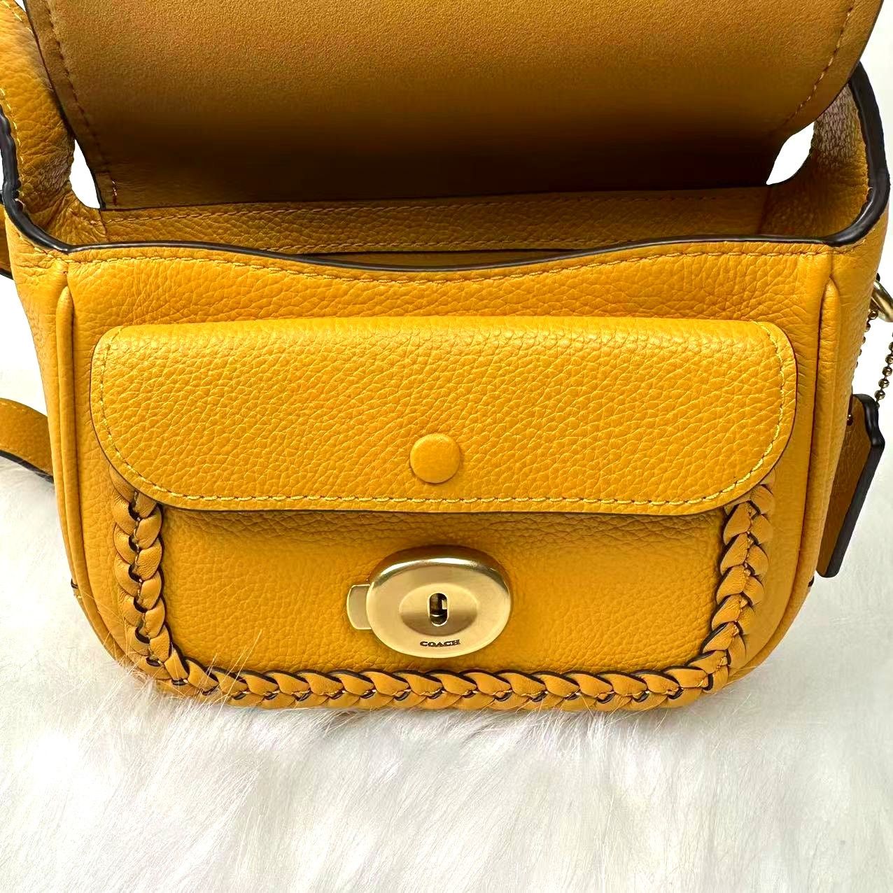 Coach Coach Tabby Leather xbody Messenger 19 Braid Buttercup NWT Size ONE SIZE - 8 Thumbnail