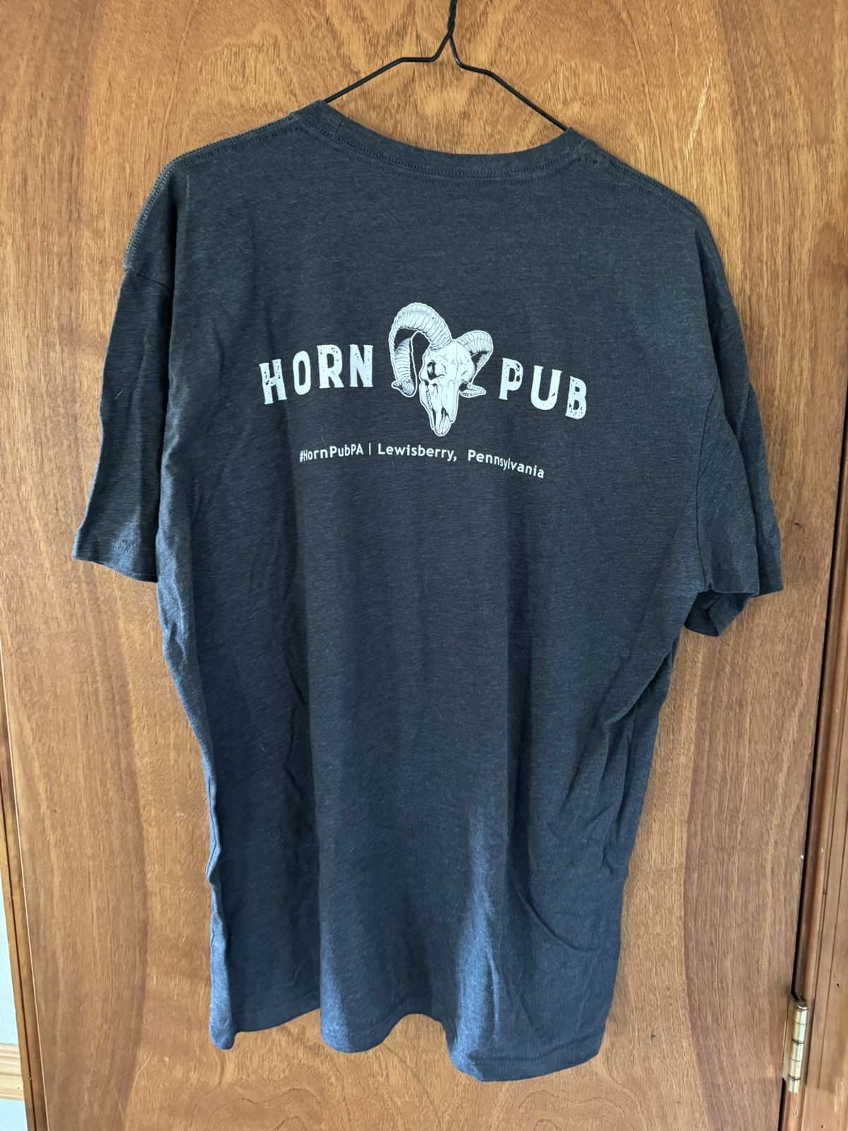 Gildan Horn Pub T-Shirt Size US XL / EU 56 / 4 - 2 Thumbnail