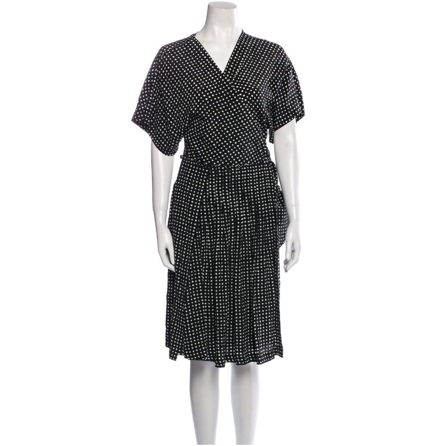 Diane von Furstenberg Diane von furstenberg polka dot silk wrap dress Size 0 Size XS / US 0-2 / IT 36-38 - 13 Thumbnail