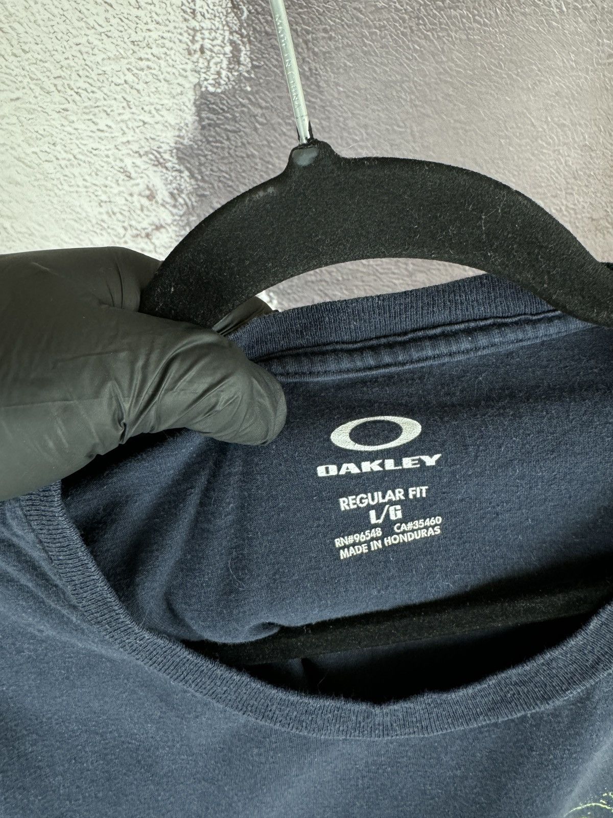 Oakley Oakley vintage big logo navy blue tee shirt Size US L / EU 52-54 / 3 - 6 Thumbnail