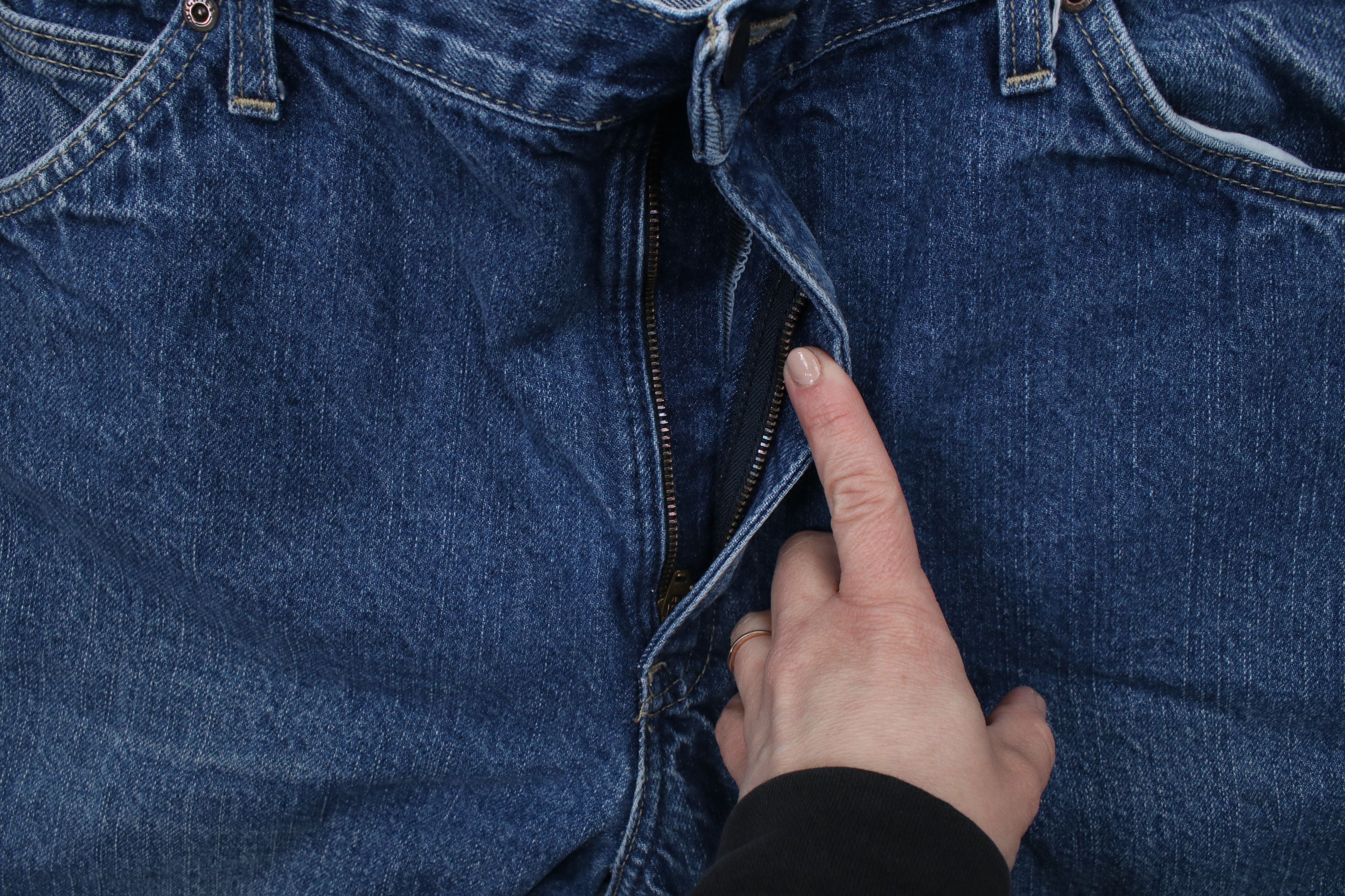 Dickies × Vintage Vintage Y2K Dickies Spell Out Wide Leg Dungaree Denim Jeans Size US 38 / EU 54 - 8 Thumbnail