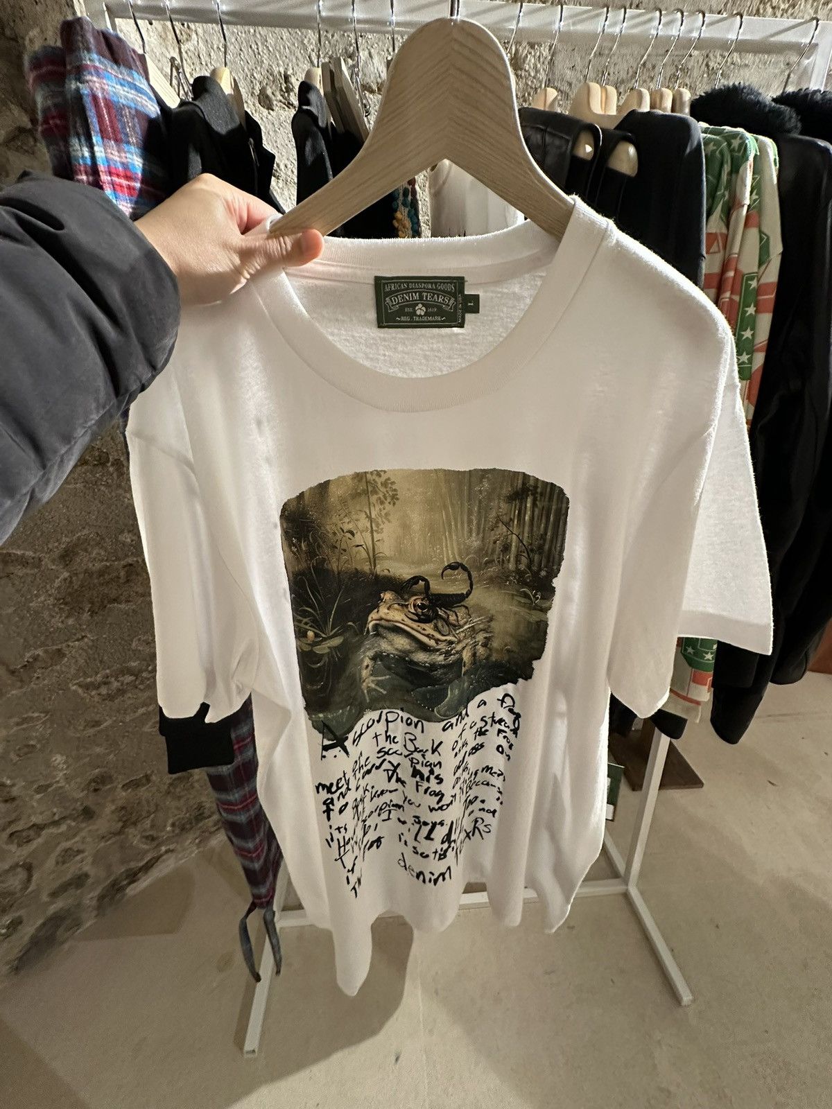 DENIM TEARS Denim Tears The Scorpion and The Frog Fable Tee FW24 Size US L / EU 52-54 / 3 - 14 Thumbnail