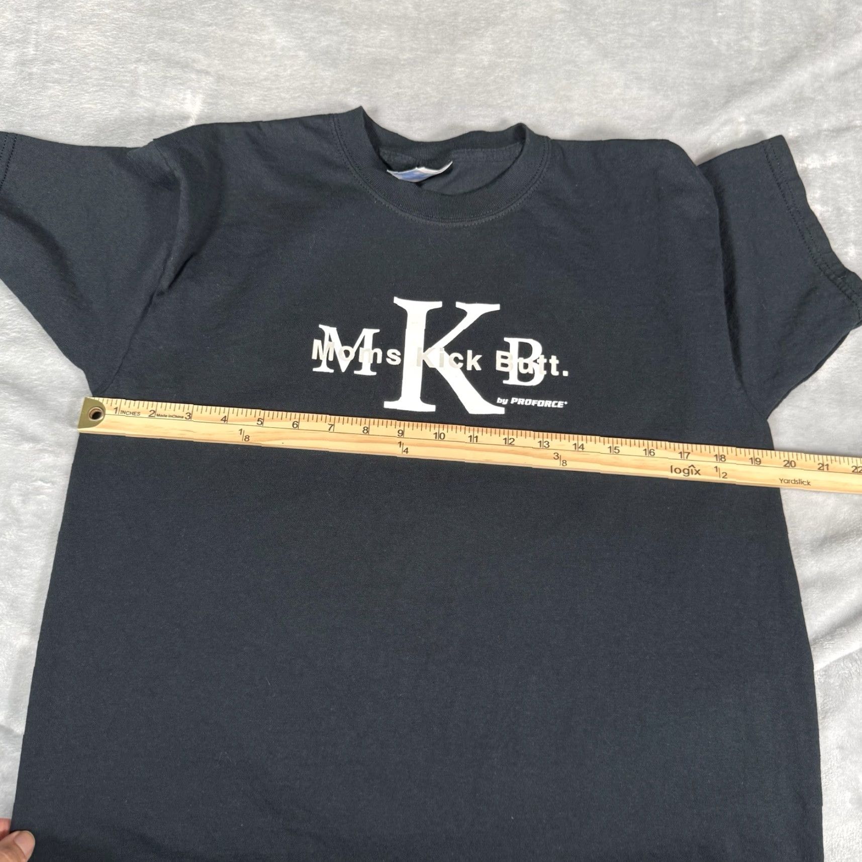 Gildan VINTAGE Moms Kick Butt T Shirt Mens M Calvin Klein Parody Washed Black Y2K Size US M / EU 48-50 / 2 - 5 Thumbnail
