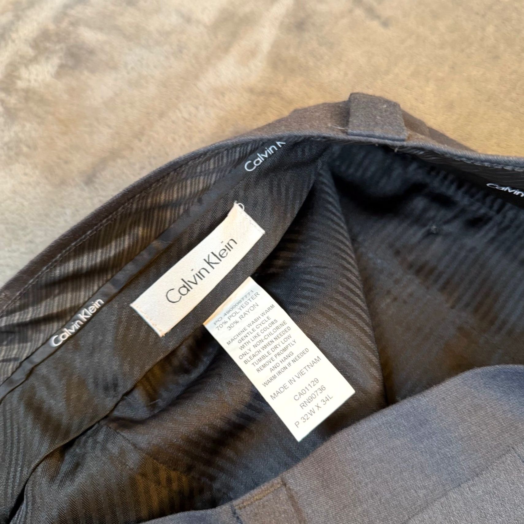 Calvin Klein Calvin Klein Dress Pants Charcoal Gray Mens Size 32 W x 34 L Flat Front Classic Fit Workwear Trousers Pants Size US 32 / EU 48 - 2 Thumbnail