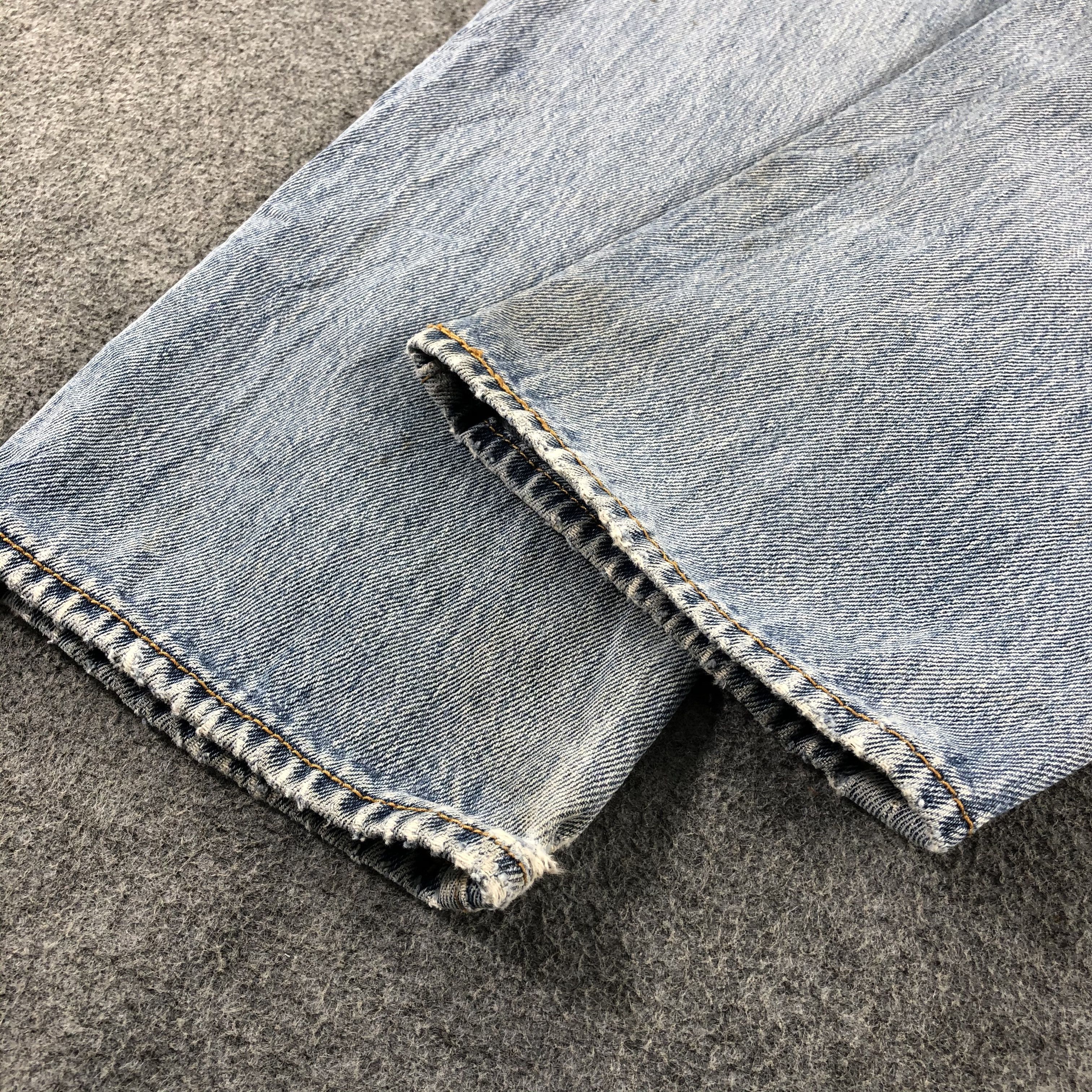 Levi's Vintage Blue Wash Levis 501 Jeans-J2669 Size US 31 - 6 Thumbnail