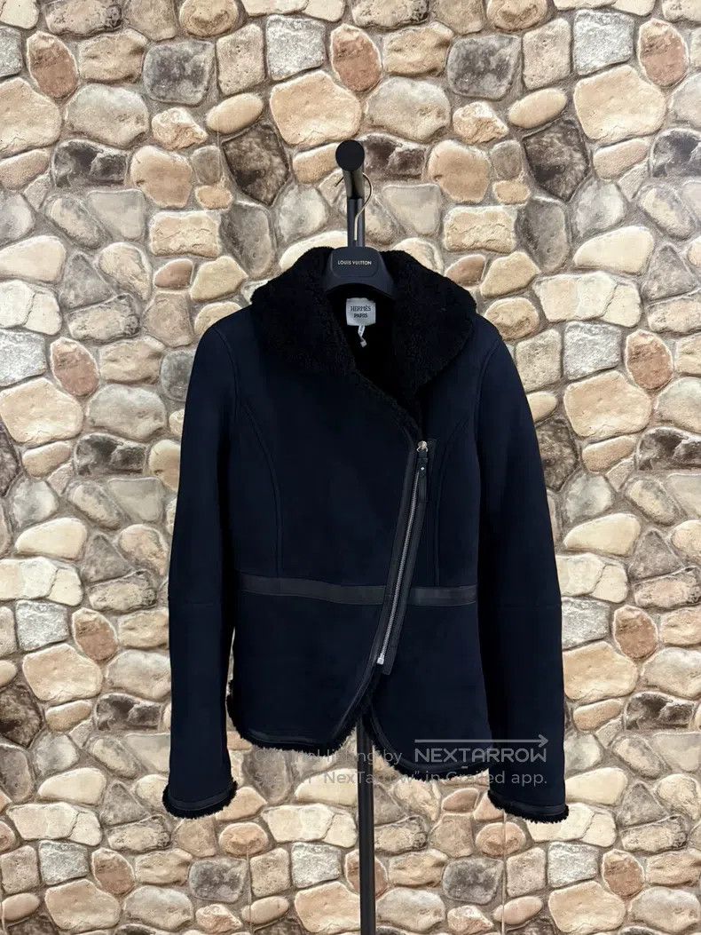 Hermes Hermes Deep blue lamb fur collar leather jacket Size XS / US 0-2 / IT 36-38 - 1 Thumbnail