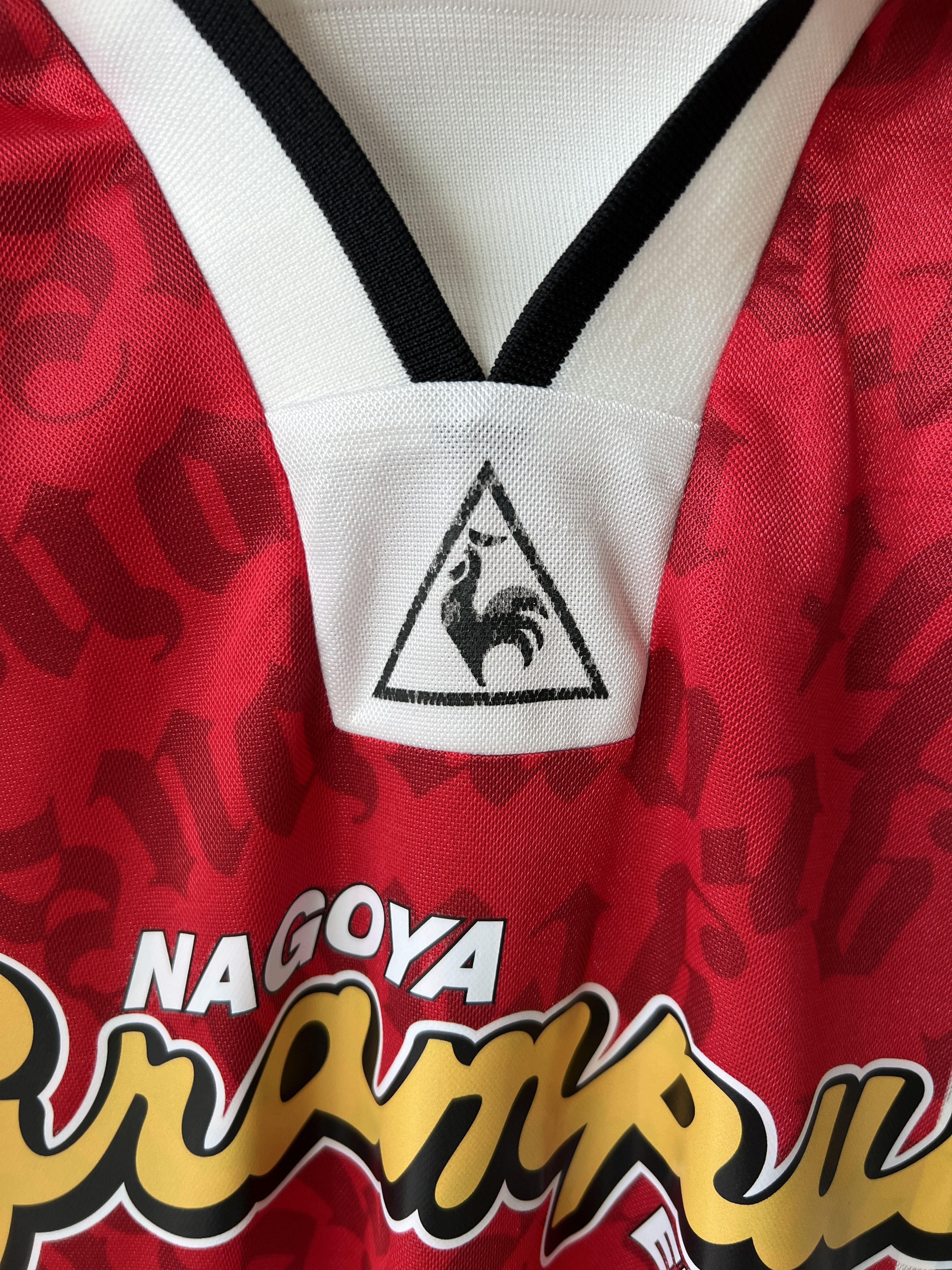 Le Coq Sportif (M) Nagoya Grampus 1998-99 Home Kit Stojkovic #10 (NEW) Size US M / EU 48-50 / 2 - 5 Thumbnail