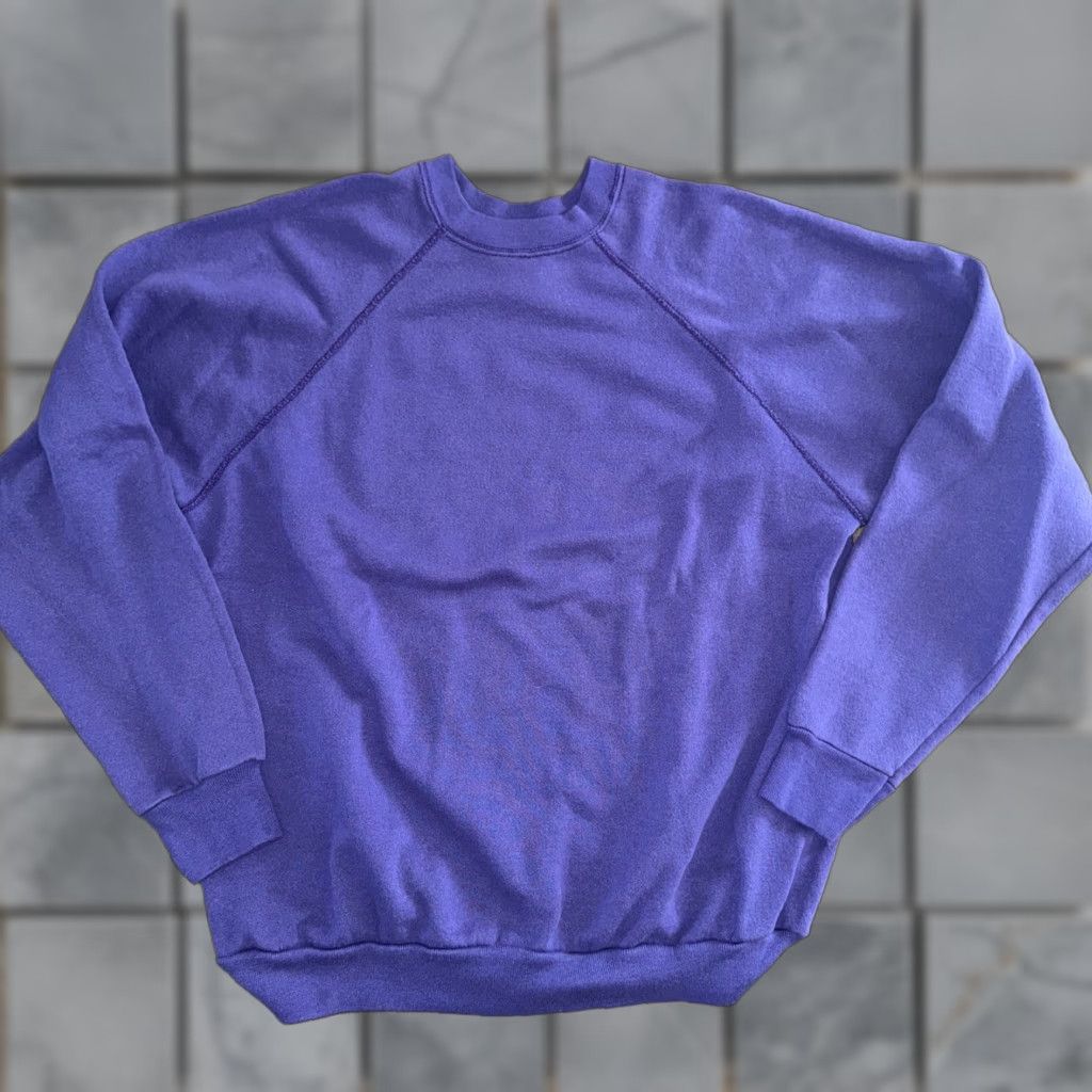 Vintage VINTAGE Tultex Crewneck Sweatshirt XL Purple USA Pullover Men Regular Lightweight 21x14.5 Size US XL / EU 56 / 4 - 1 Thumbnail