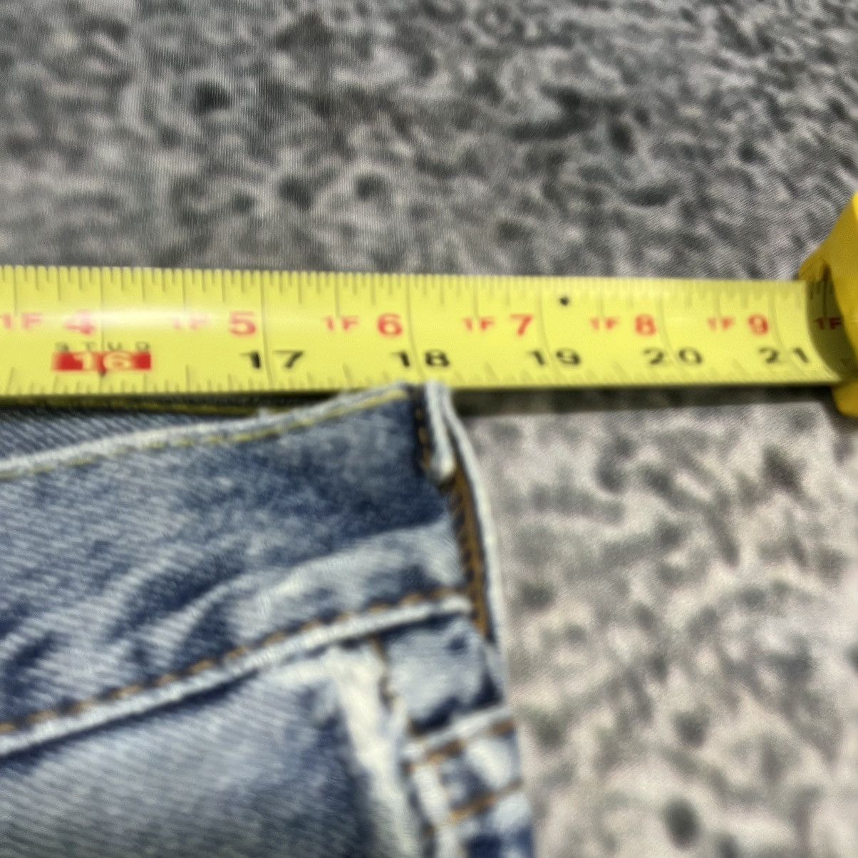 Levi's Vintage Levi's 505 Grunge Skater 2000s Blue Jeans 35x32 Size US 35 - 13 Thumbnail