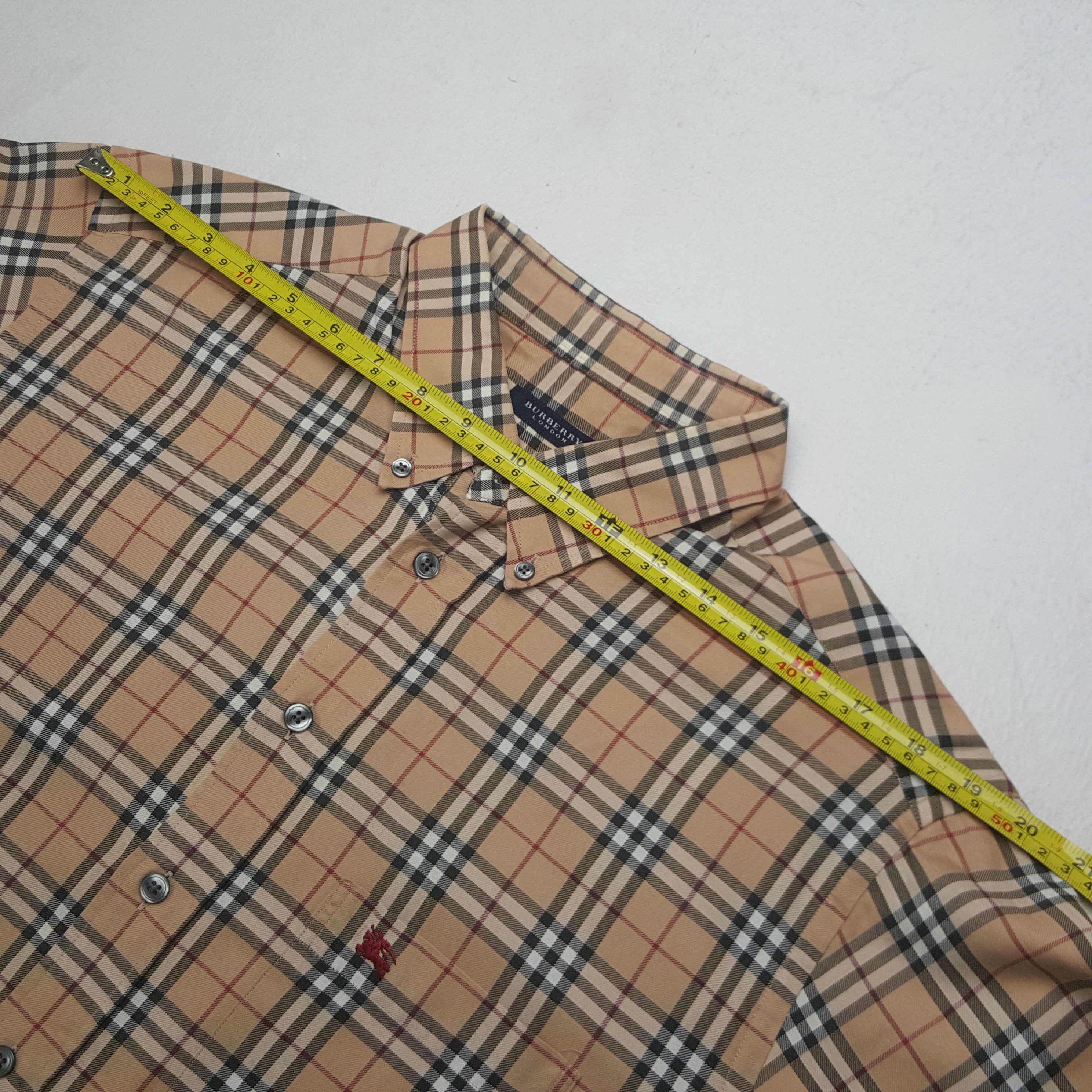 Burberry Vintage Burberry London Designer Shirt Button Up RR12 Size US XL / EU 56 / 4 - 5 Thumbnail