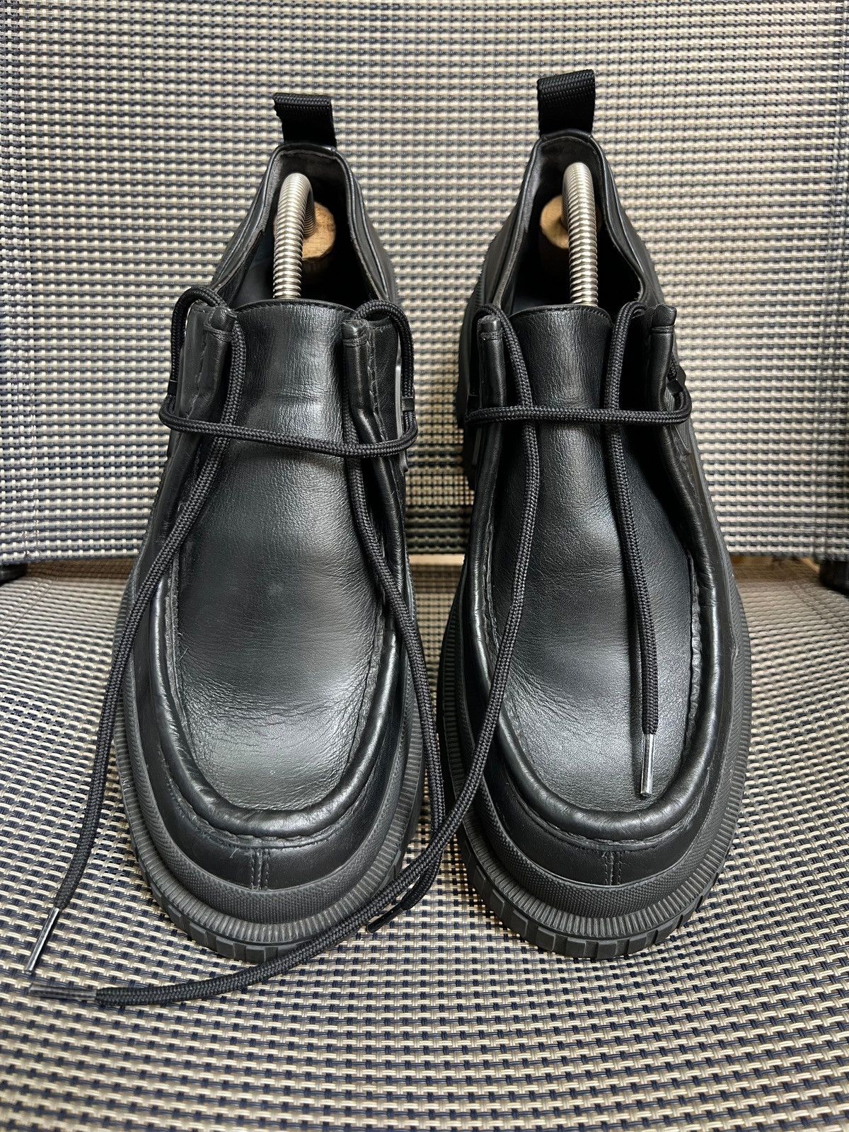 Moncler Moncler Mon Wallabee Size US 9 / EU 42 - 1 Thumbnail