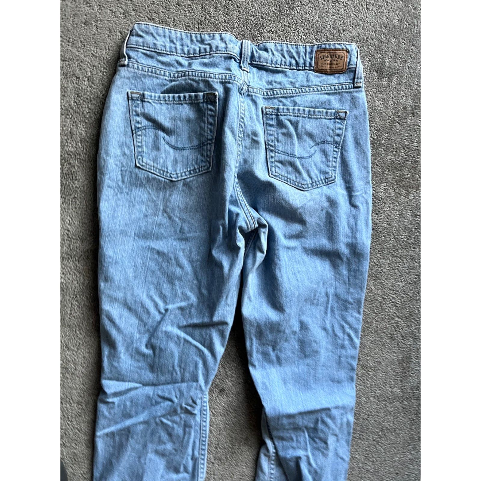 Levi's Levis Signature Jeans Womens 8S Blue Denim Modern Bootcut Mid Rise Western 28x28 28 in Inseam 5-Pocket Design Slim Levi's Womens Jeans Boots Cut 28 28 Size 28" / US 6 / IT 42 - 2 Thumbnail