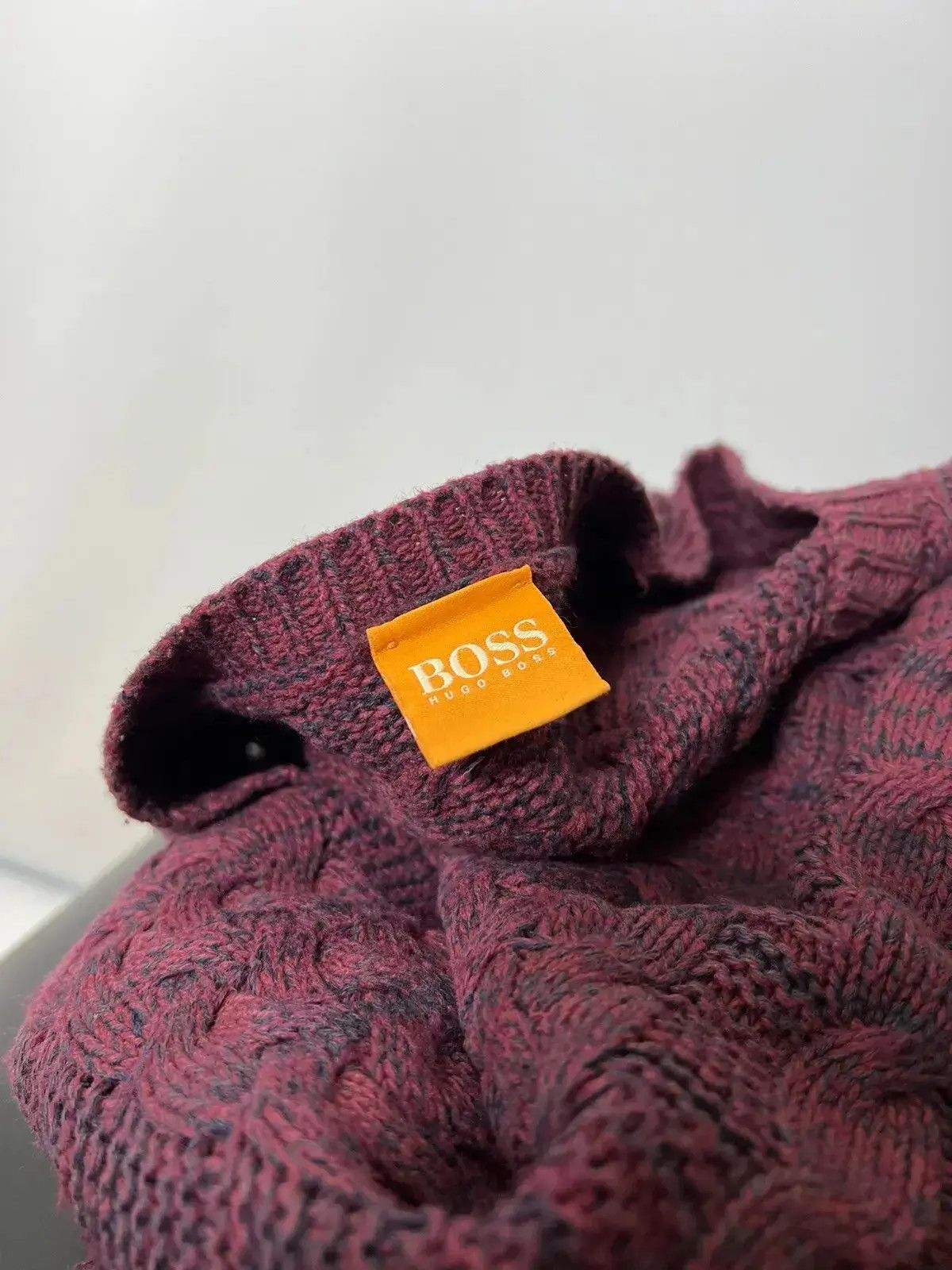 Designer × Hugo Boss Hugo Boss men’s knit sweater Size US L / EU 52-54 / 3 - 3 Thumbnail