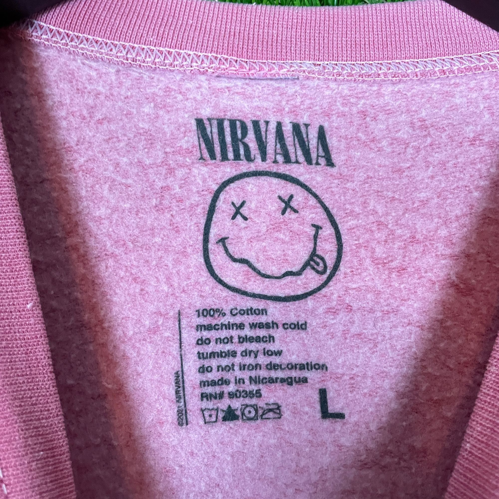 Nirvana Nirvana Classic Rock Crewneck Sweater size Large Size US L / EU 52-54 / 3 - 2 Thumbnail