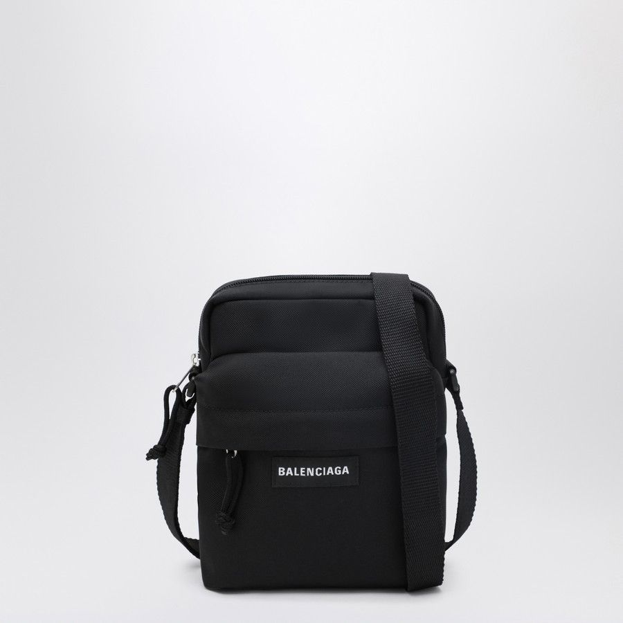Balenciaga o1d2blof0226 Size: OS / Shoulder Bag in Black Size ONE SIZE - 1 Thumbnail