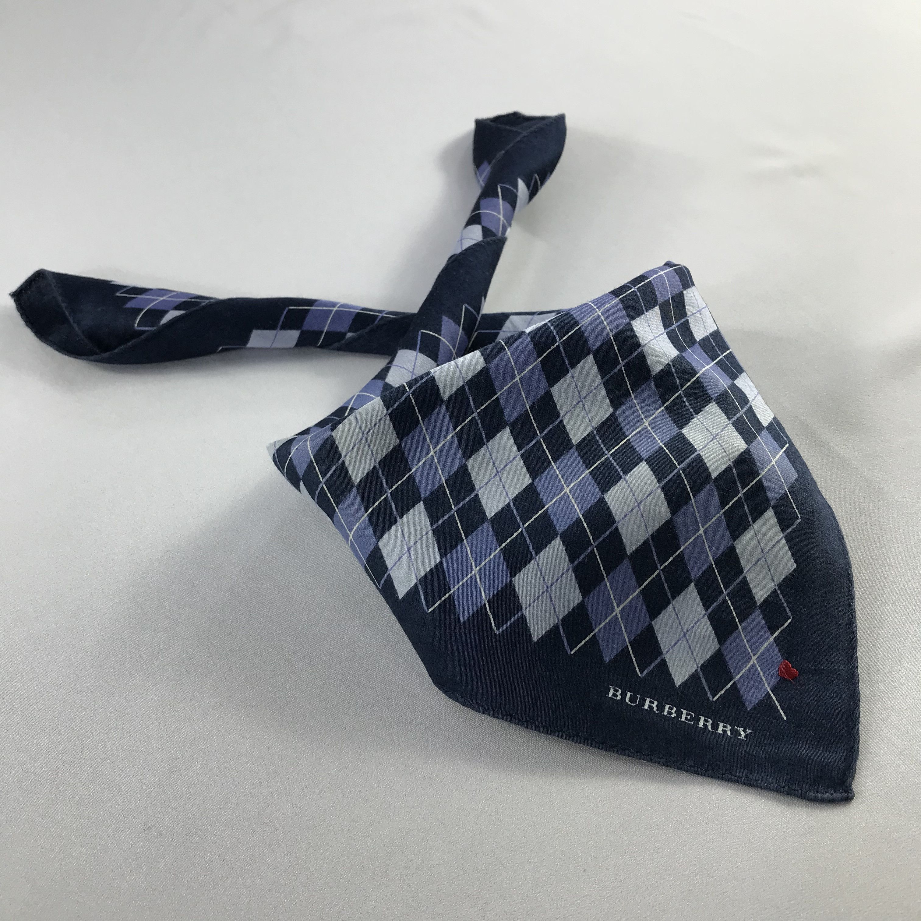 Burberry Burberry Handkerchief / Bandana / Neckerchief C620 Size ONE SIZE - 2 Thumbnail