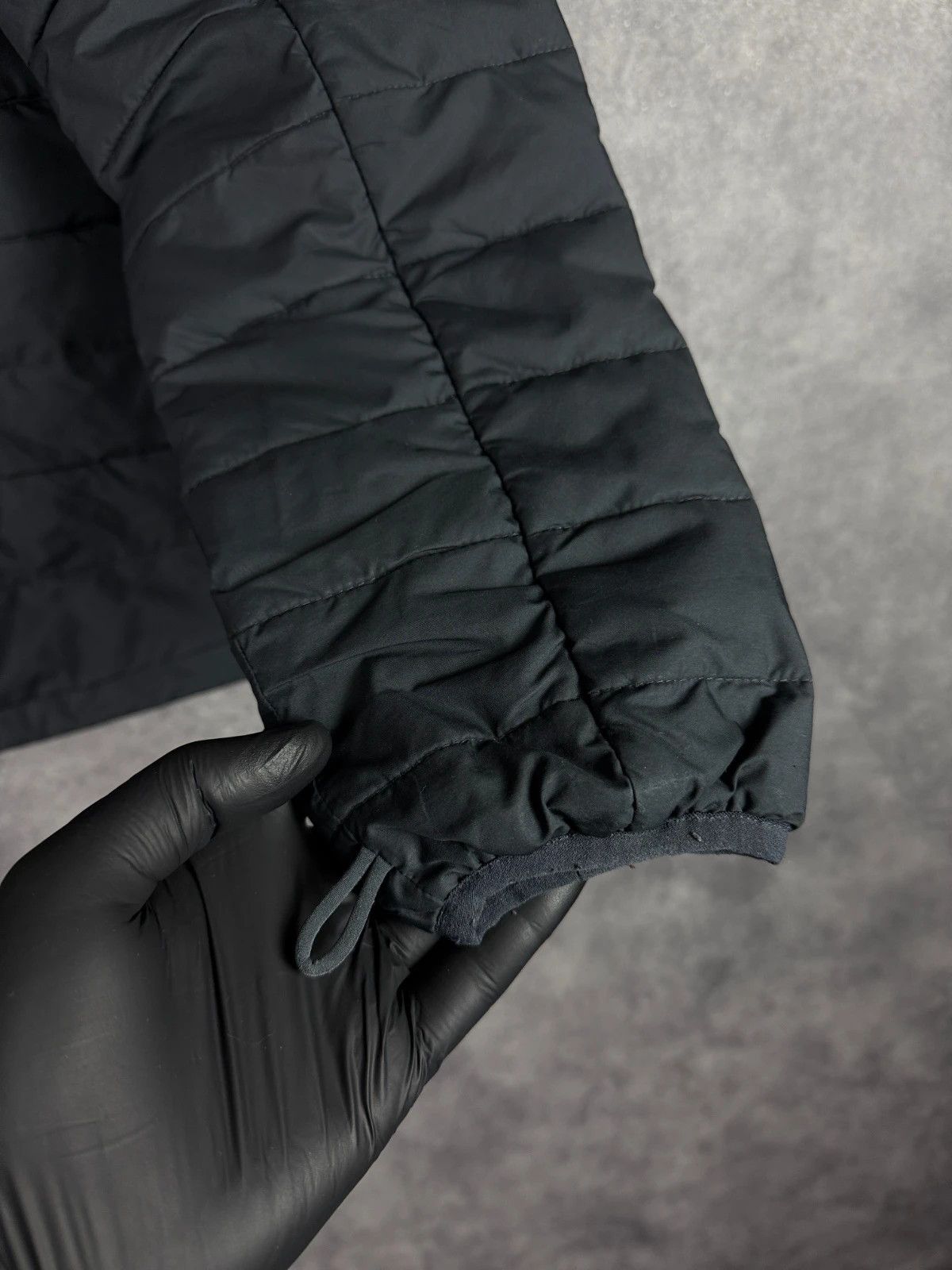 Jack Wolfskin Jack Wolfskin Quilted Jacket Women Zip Mini Logo Size M / US 6-8 / IT 42-44 - 9 Thumbnail