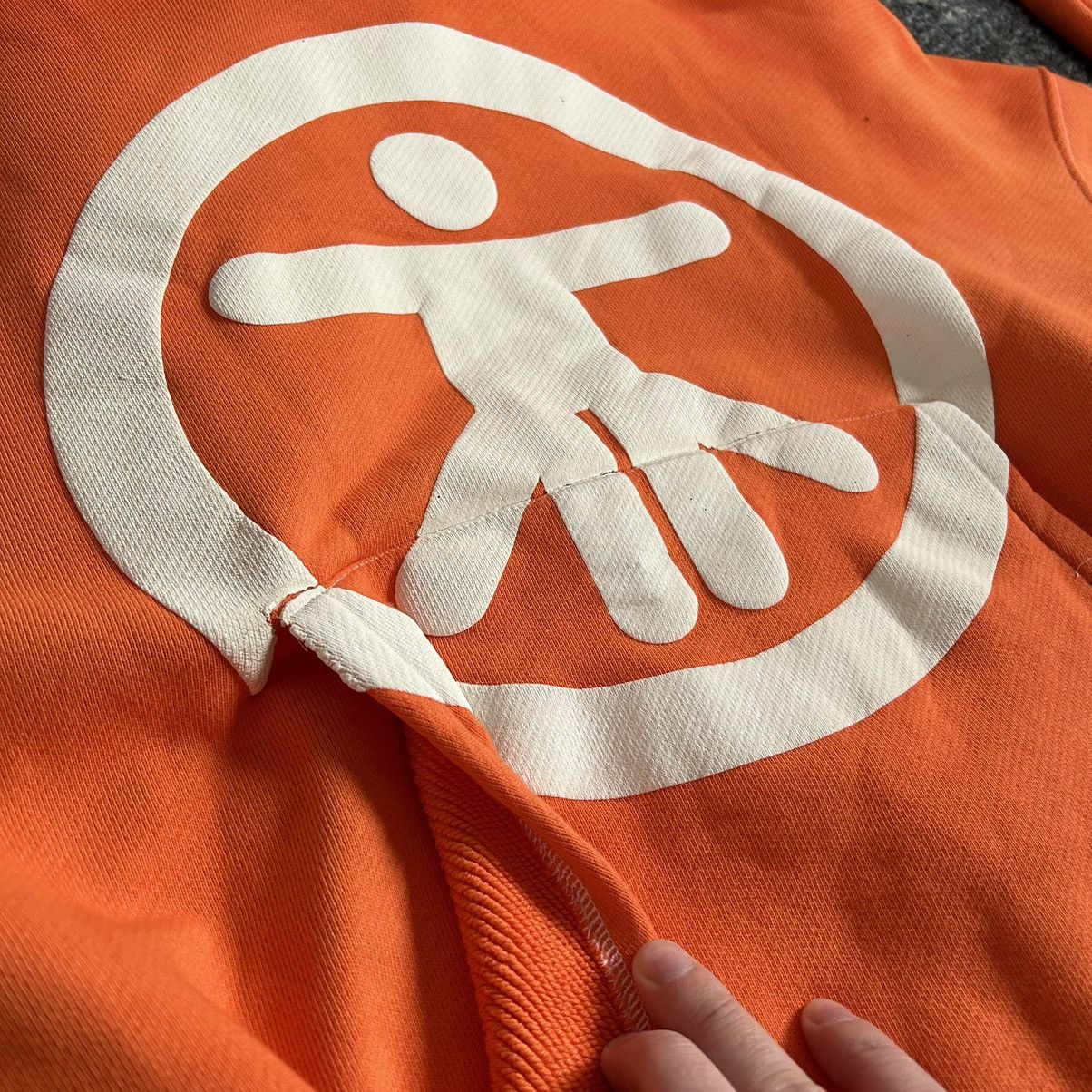 Other ORANGE AELiZA iNDiViDUAL SYMBOL CROPPED HOODiE ViTRUViAN MAN Size US L / EU 52-54 / 3 - 13 Thumbnail