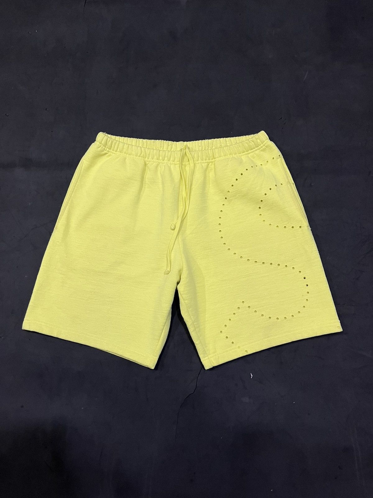 パンツ supreme Laser Cut S Logo Sweatshort Supreme Laser Cut S Logo Sweatshort (SS21) - $118