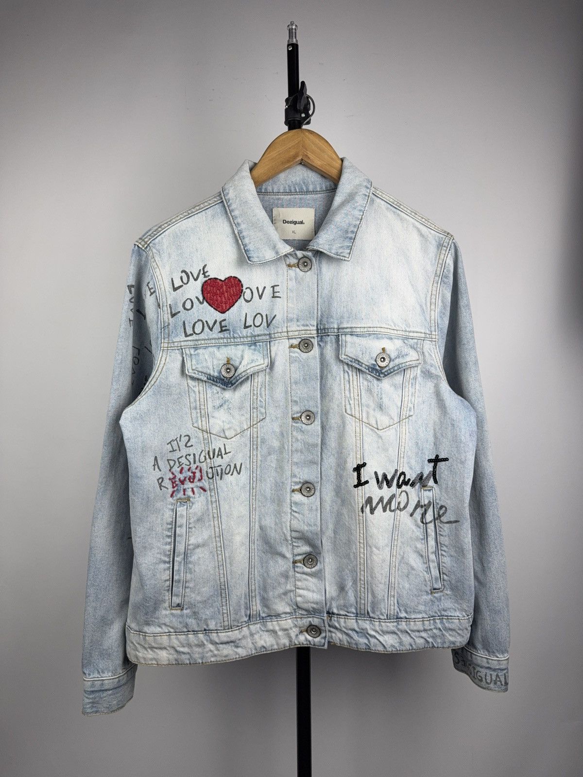 Desigual Desigual Embroidered Print Love Denim Jacket Graffiti XL Size XL / US 12-14 / IT 48-50 - 1 Thumbnail