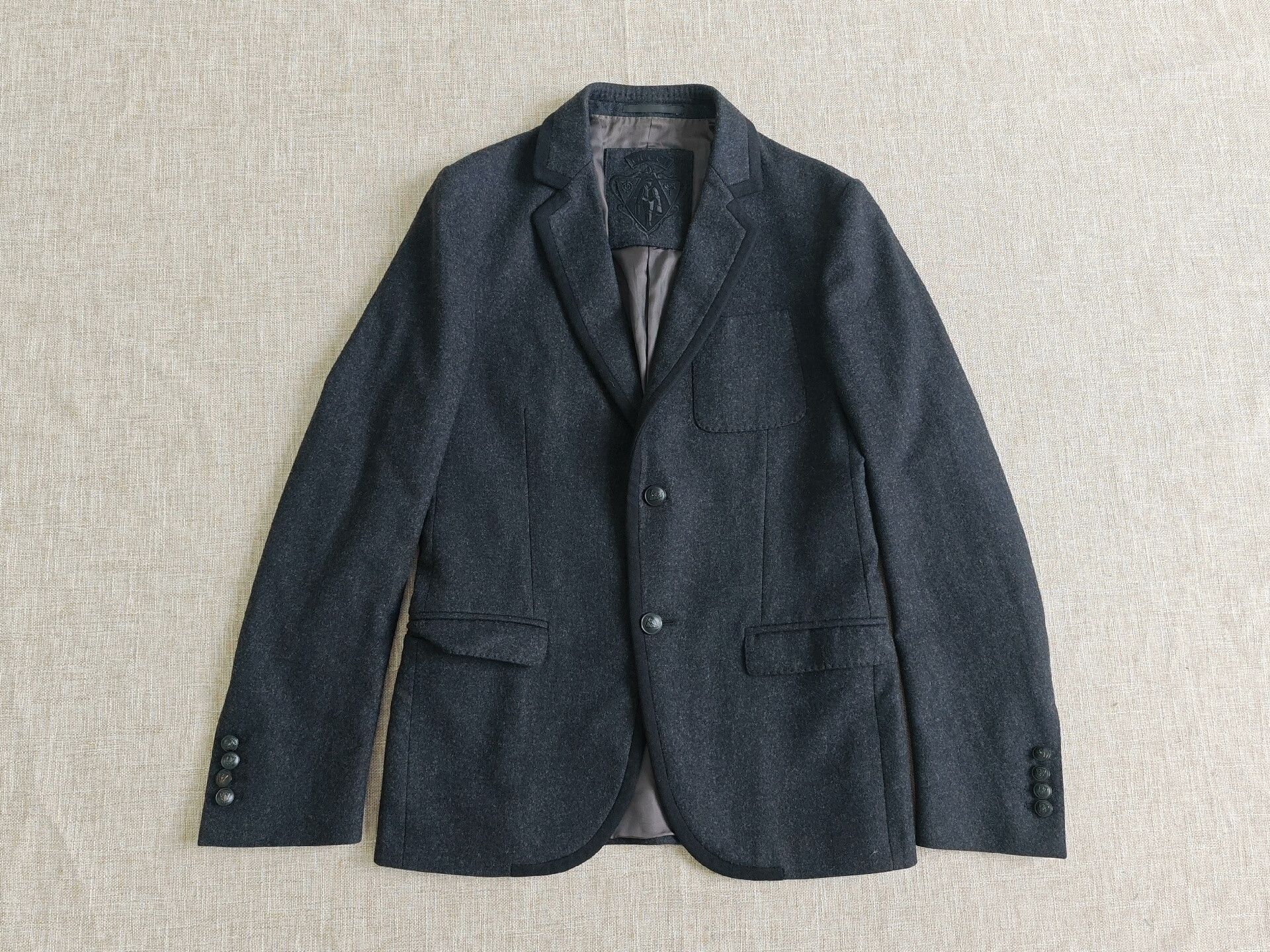 Gucci Gucci Men's Casual Wool Blazer Size US S / EU 44-46 / 1 - 1 Thumbnail