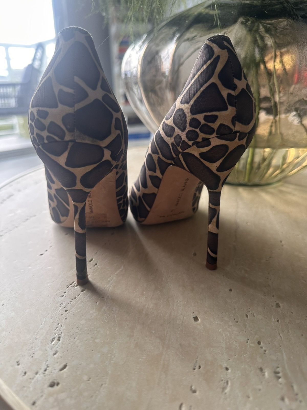 Manolo Blahnik Manolo Blahnik Giraffe print stilleto pumps Size US 8 / IT 38 - 4 Thumbnail