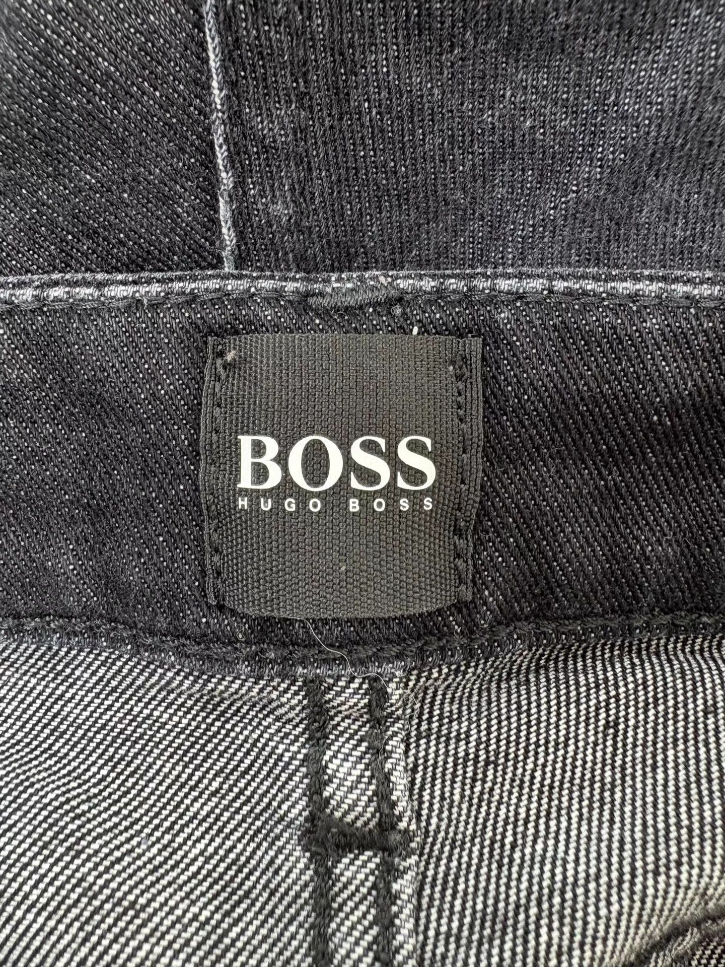 Hugo Boss HUGO BOSS Leather Patch Back Jeans Size US 32 / EU 48 - 4 Thumbnail