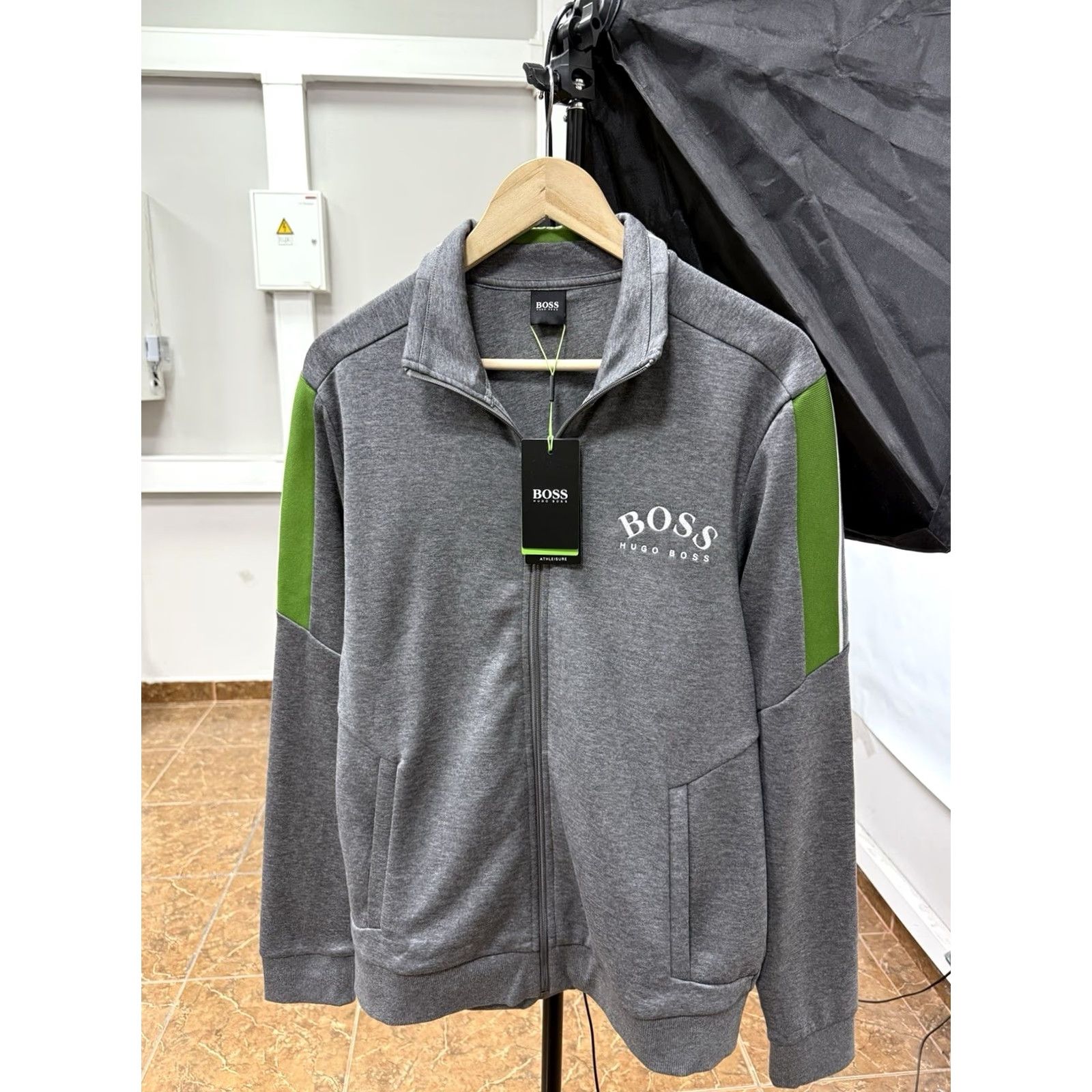 Hugo Boss HUGO BOSS Jacket M Gray Full Zip Athleisure Track NWT Modern Classic Men's Size US M / EU 48-50 / 2 - 2 Thumbnail