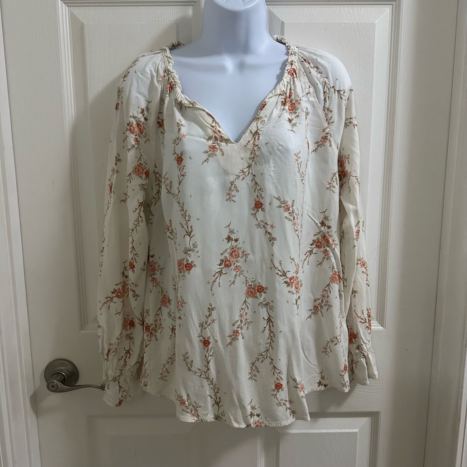 Other C&C California Floral Women's size Small Blouse - Boho Size S / US 4 / IT 40 - 1 Thumbnail