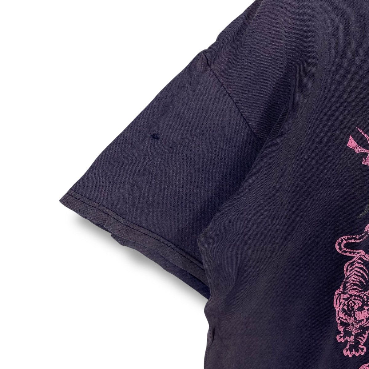 Stussy Vintage 00's STUSSY Year Of The Tiger Distressed Faded Tee Size US L / EU 52-54 / 3 - 3 Thumbnail