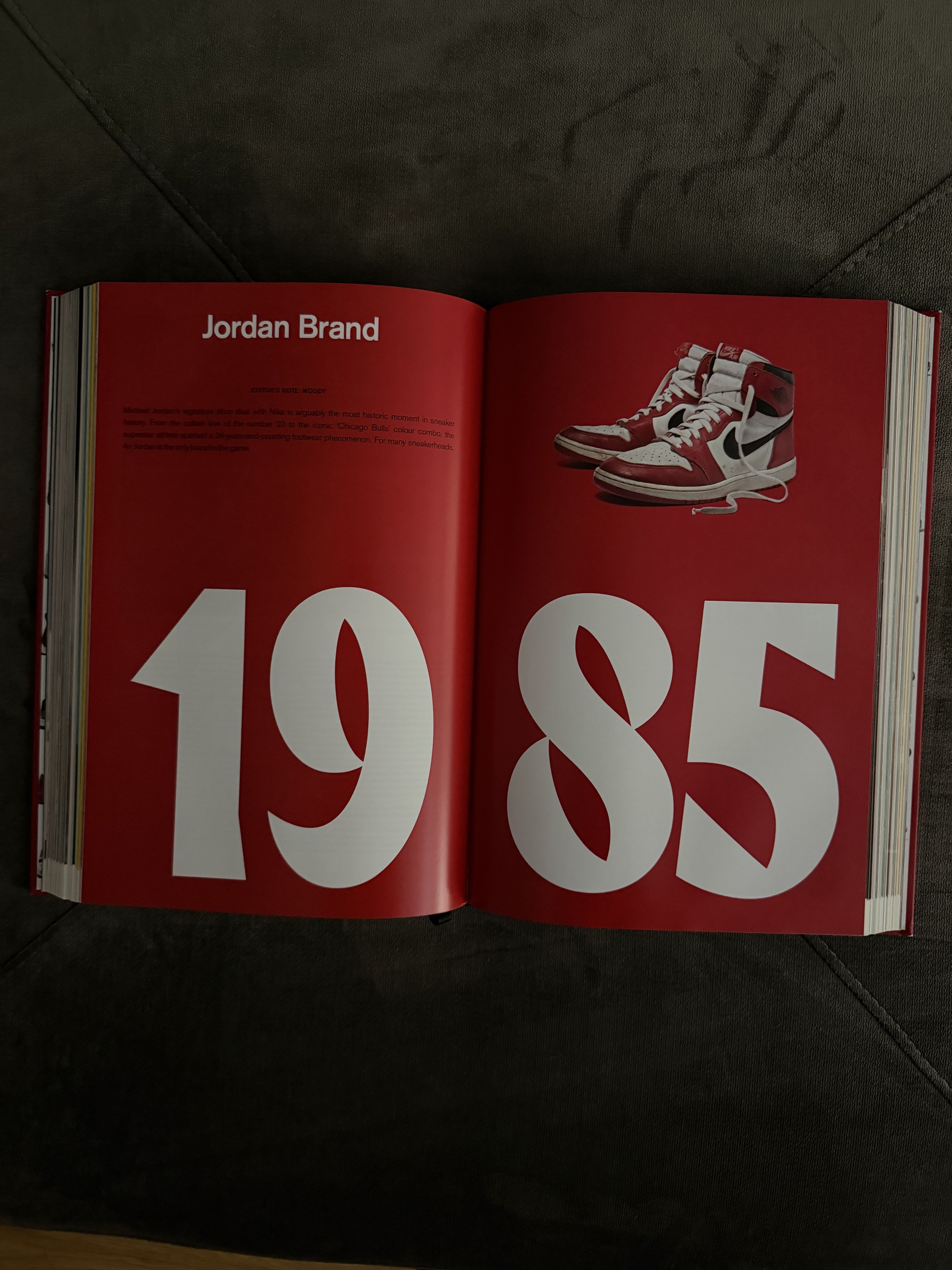 Taschen The Ultimate Sneaker Book Size ONE SIZE - 3 Thumbnail