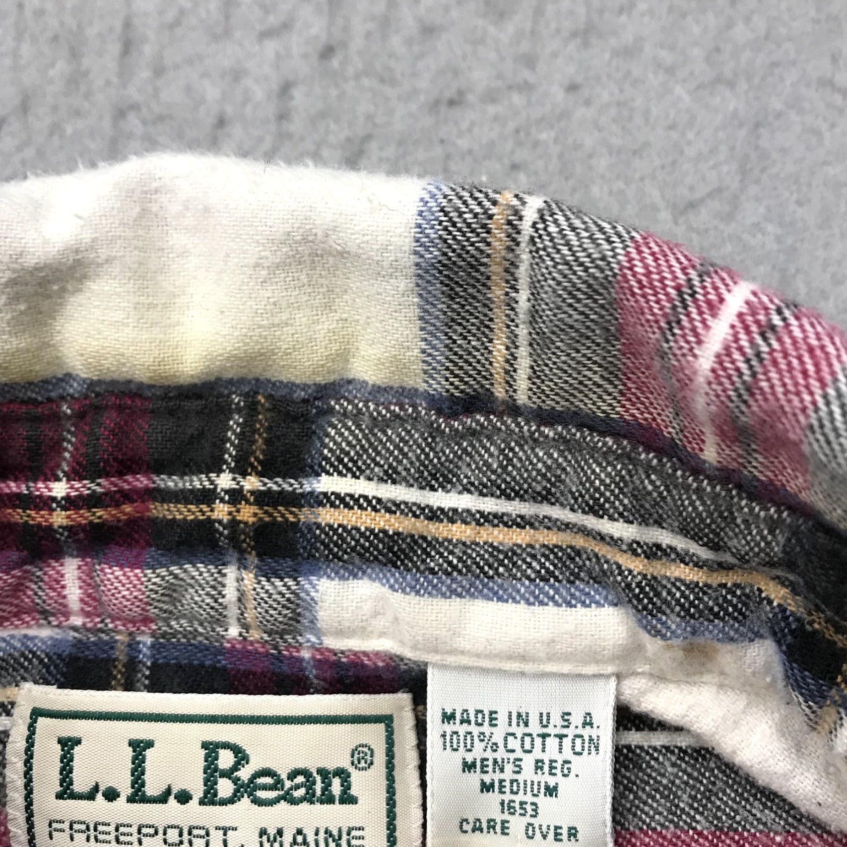 Vintage VINTAGE L.L. Bean Shirt Mens M Red Plaid Flannel Cotton Made USA 90s Shirt Mens M Red Plaid Flannel Cotton Made USA 90s Size US M / EU 48-50 / 2 - 4 Thumbnail