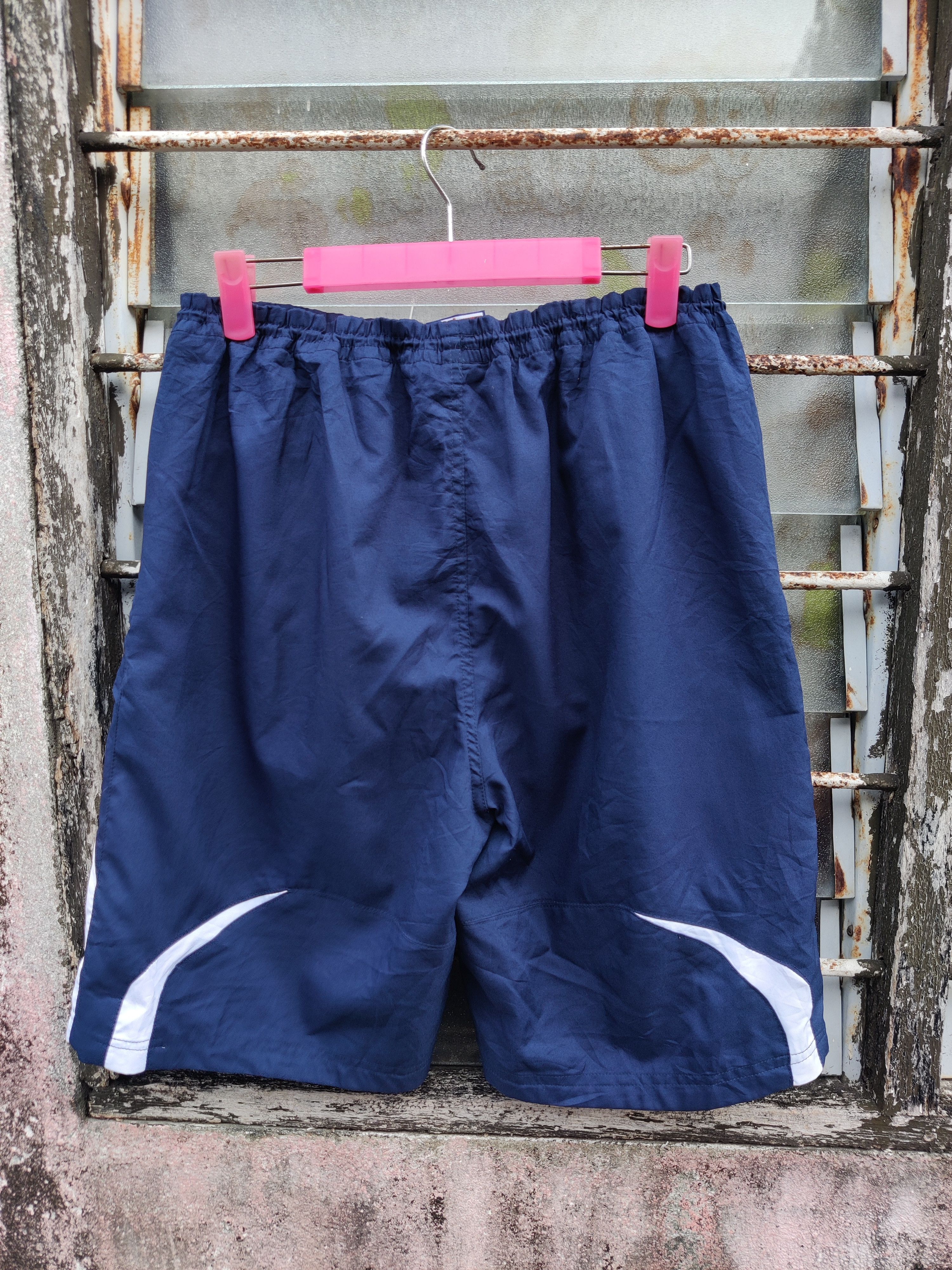 Umbro Vintage Umbro England National Training Shorts Size US 30 / EU 46 - 5 Thumbnail