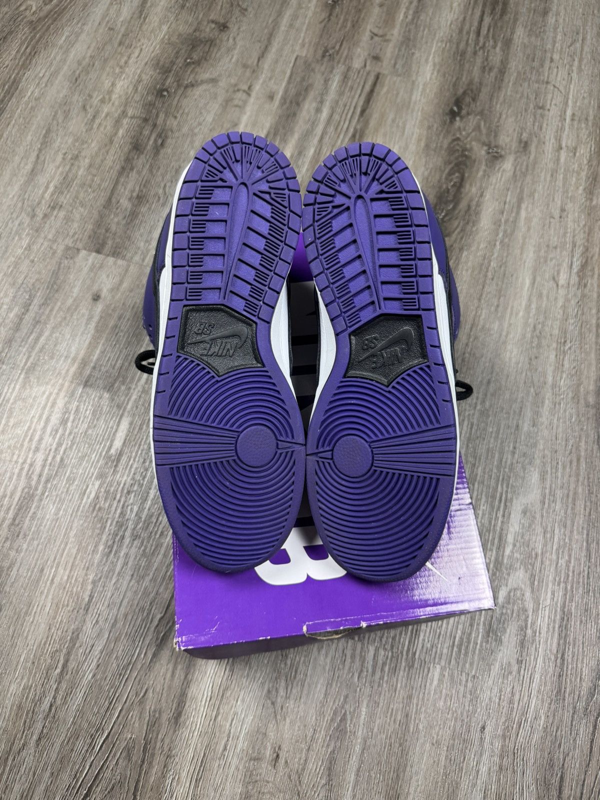 Nike SB Nike Dunk SB Low Court Purple Size 9.5 Size US 9.5 / EU 42-43 - 5 Thumbnail