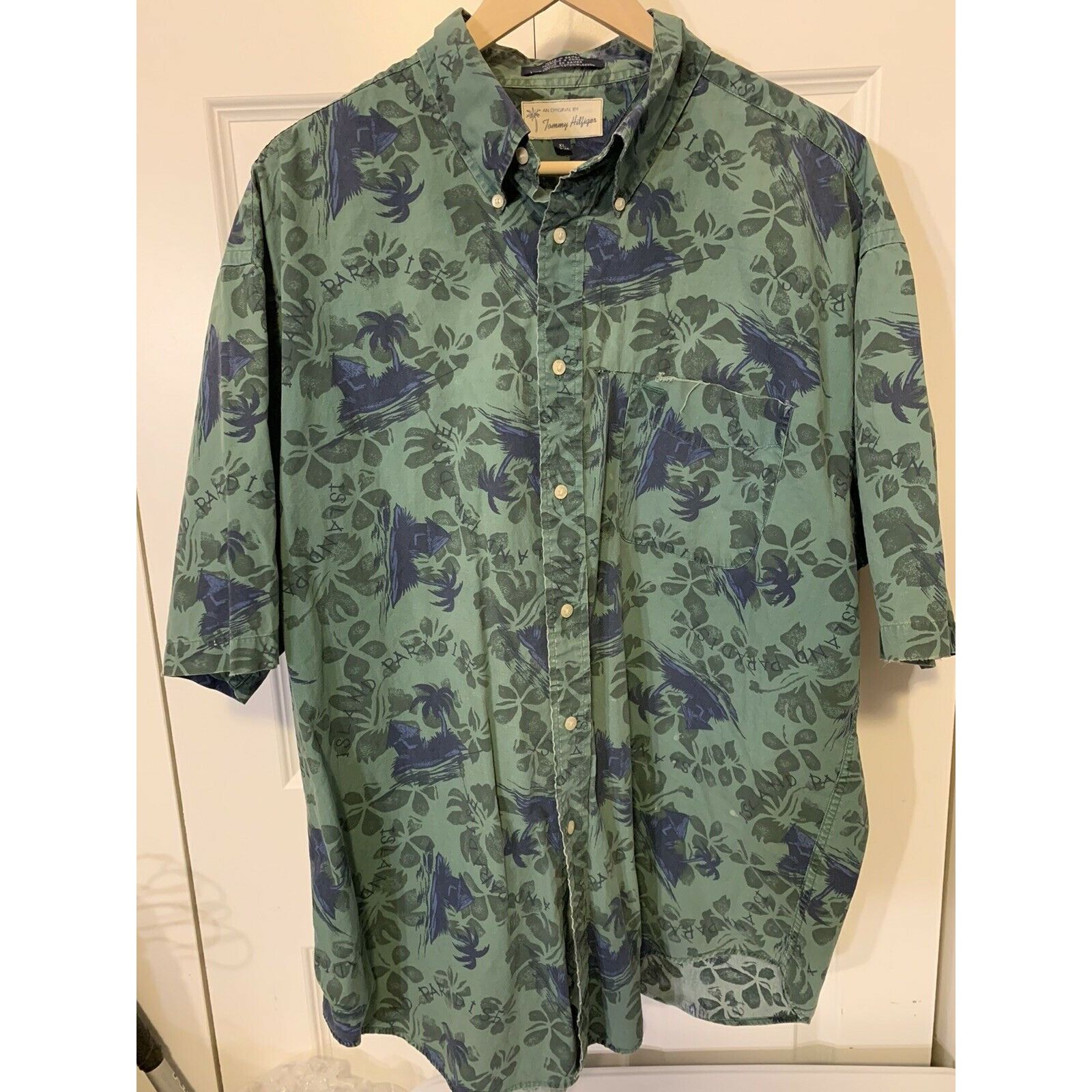 Tommy Hilfiger Vtg Tommy Hilfiger Green Blue Men’s Sz XL Button Up Hawaiian Size US XL / EU 56 / 4 - 3 Thumbnail