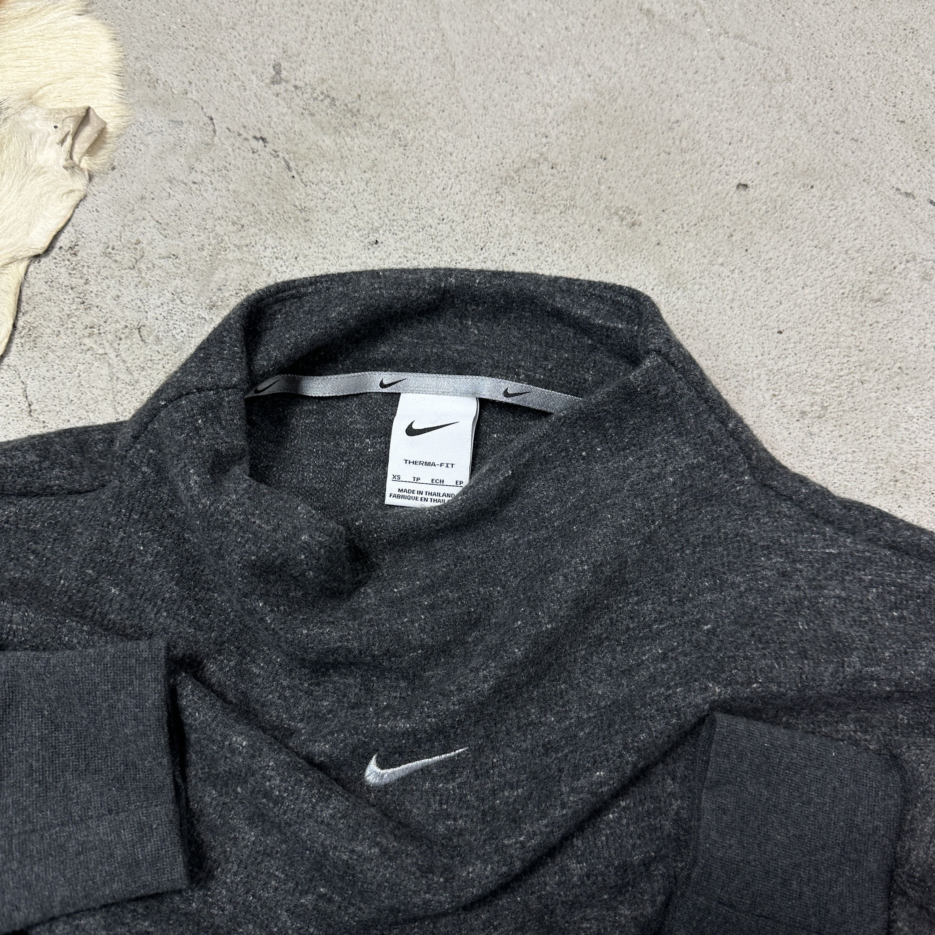 Nike Vintage Streetwear Sporty Nike Therma Fit Sweatshirt Y2K Size XS / US 0-2 / IT 36-38 - 5 Thumbnail