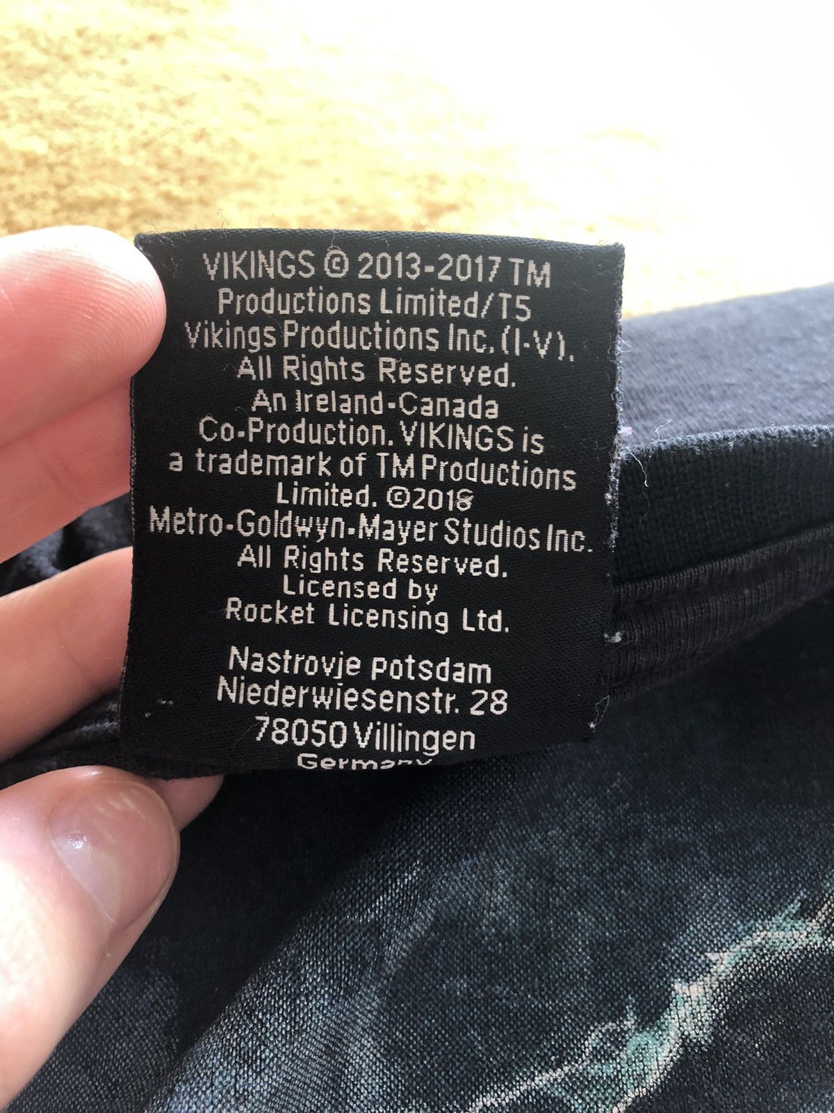 Other VIKINGS MGM MOVIE VINTAGE VIDEO GAME SHIRT Size US M / EU 48-50 / 2 - 6 Thumbnail