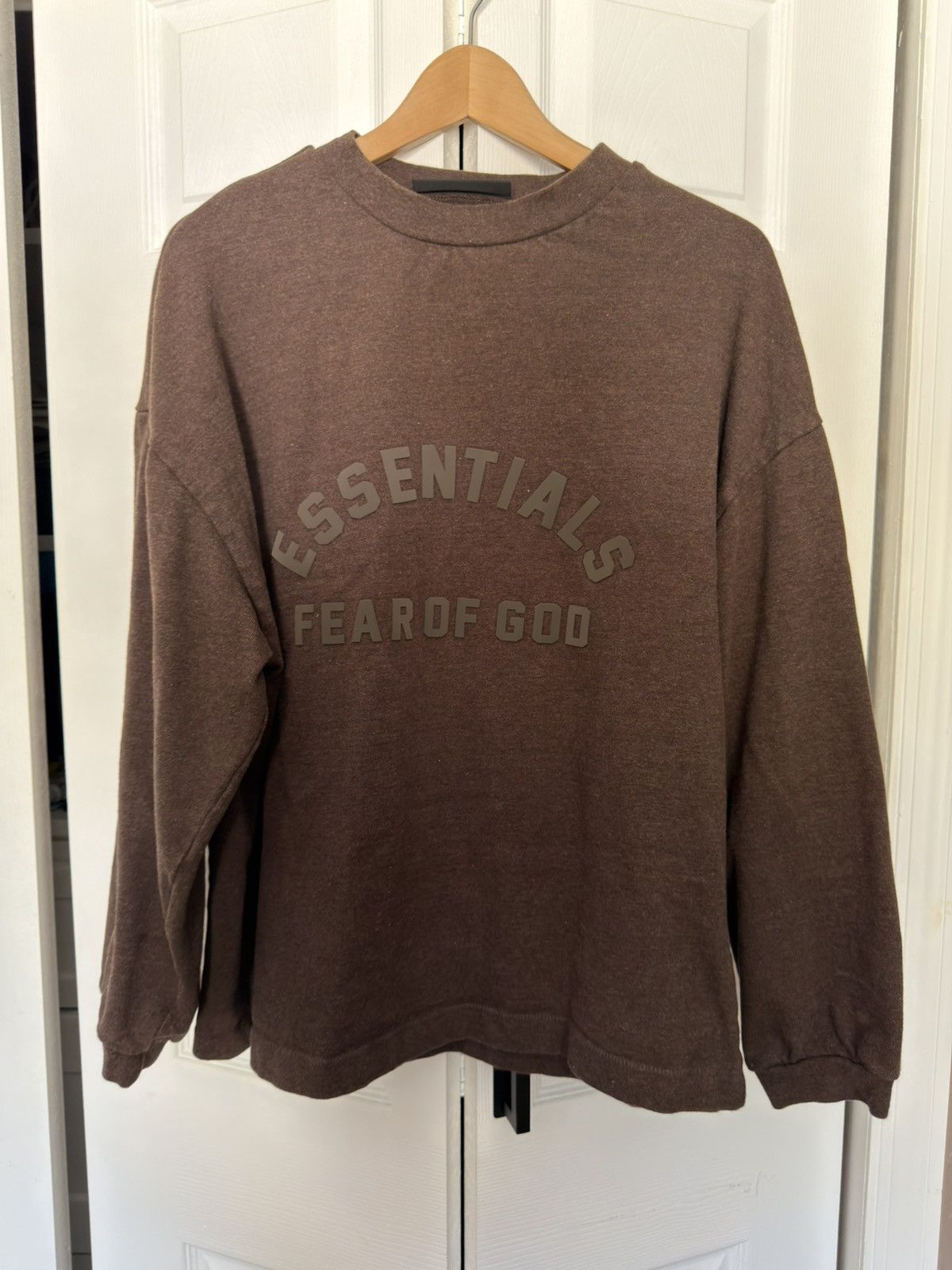Essentials Fear of God Essentials Brown Long Sleeve T-Shirt Size US XXS / EU 40 - 1 Thumbnail