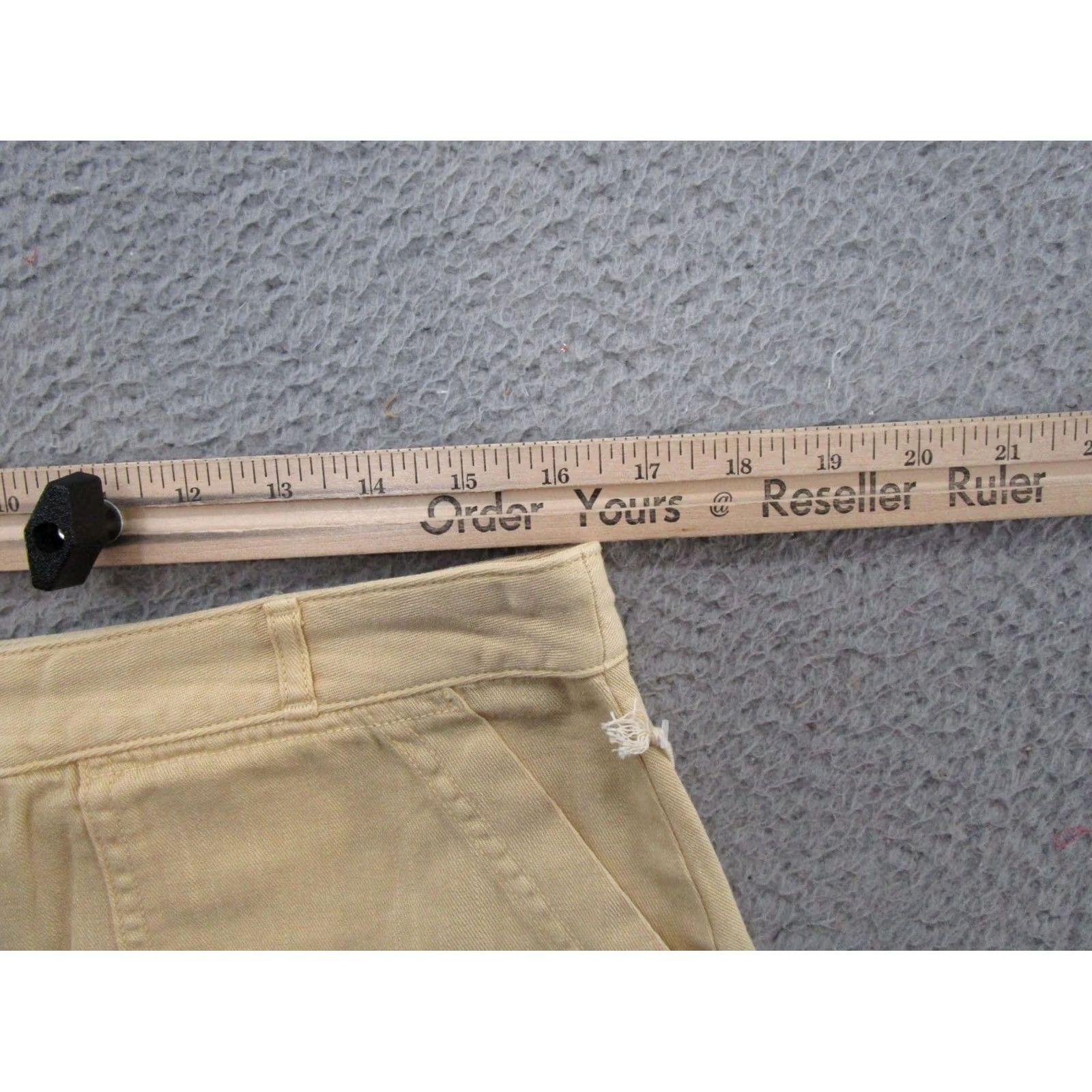 Vintage VINTAGE Universal Thread Shorts Beige High Rise Mom Size 12 Cotton Outdoor Hiking 5-Pocket Women Boys? Size 34" / US 12 / IT 48 - 5 Thumbnail