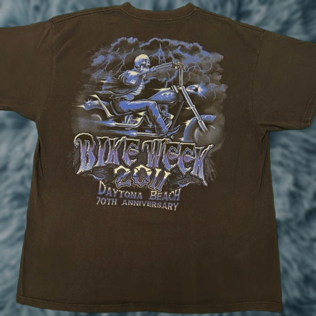 Vintage VINTAGE Daytona Bike Week 2011 Skull Lightning VTG Biker Bar Shirt L Mens Black 90s Y2K Motorcycle Punk Grunge Hip Hop Beer Florida Size US L / EU 52-54 / 3 - 1 Thumbnail