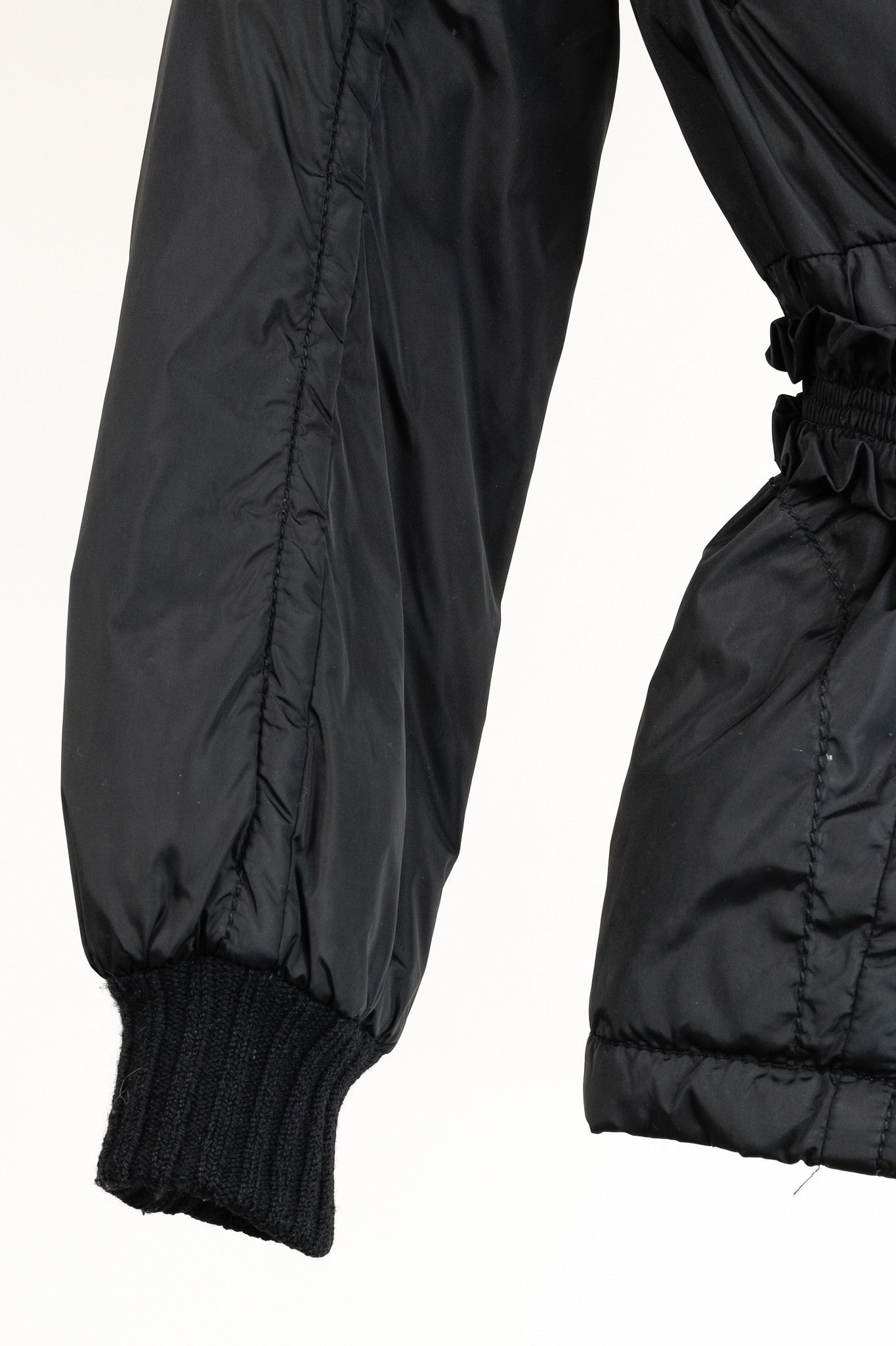 Louis Vuitton Louis Vuitton Belted Patch Goose-Feather-Fill Puffer Jacket Size S / US 4 / IT 40 - 6 Thumbnail