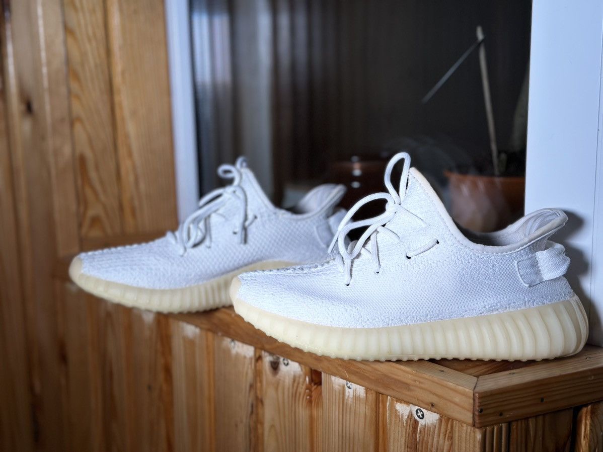 Adidas × Yeezy Adidas Yeezy 350 v2 triple white🔥🔥 Size US 7.5 / EU 40-41 - 9 Thumbnail