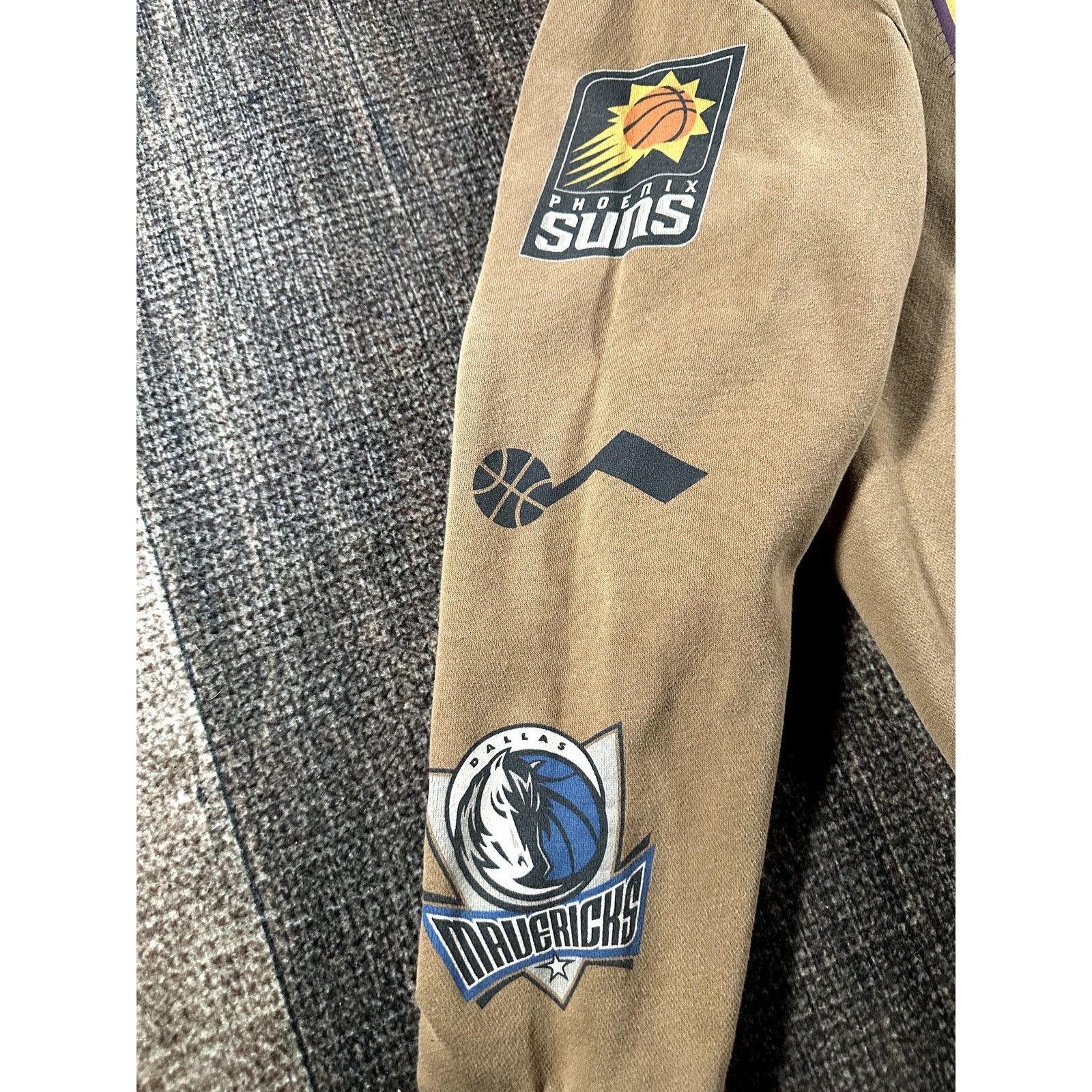 Hollister Hollister Nba Pullover Hoodie Team Logos Basketball Unisex Size US S / EU 44-46 / 1 - 4 Thumbnail