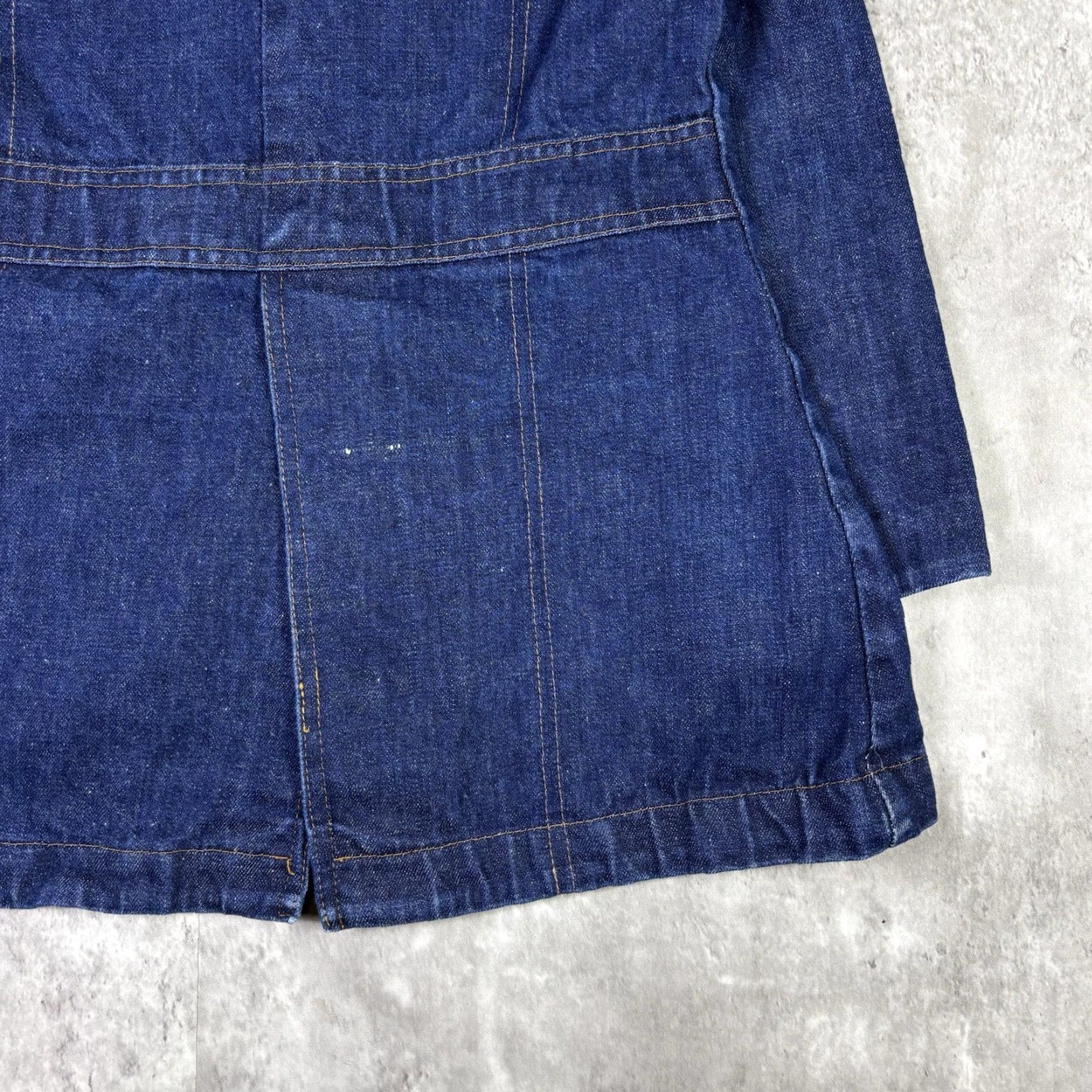 Levi's VINTAGE Levi's Denim Blazer Jacket Women's Small 70s 80s Dark Wash Blue Cotton Mid-Length Button Casual Size S / US 4 / IT 40 - 5 Thumbnail