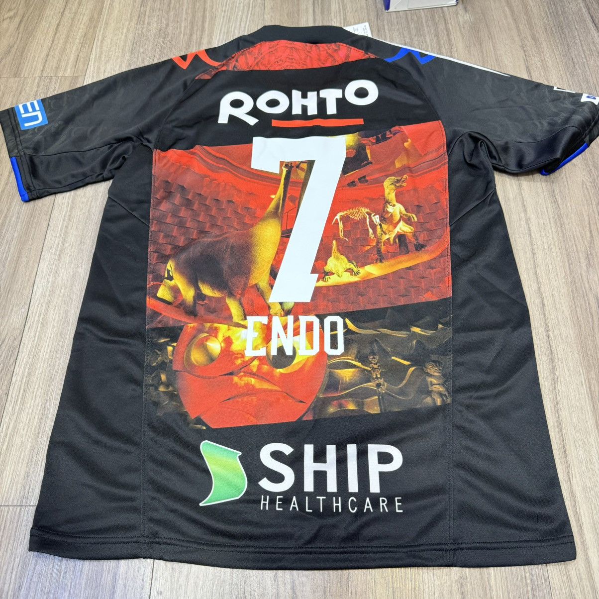 Umbro Osaka Gamba 2018 special edition jersey #7 Endo (Bnwt) Size US M / EU 48-50 / 2 - 2 Thumbnail
