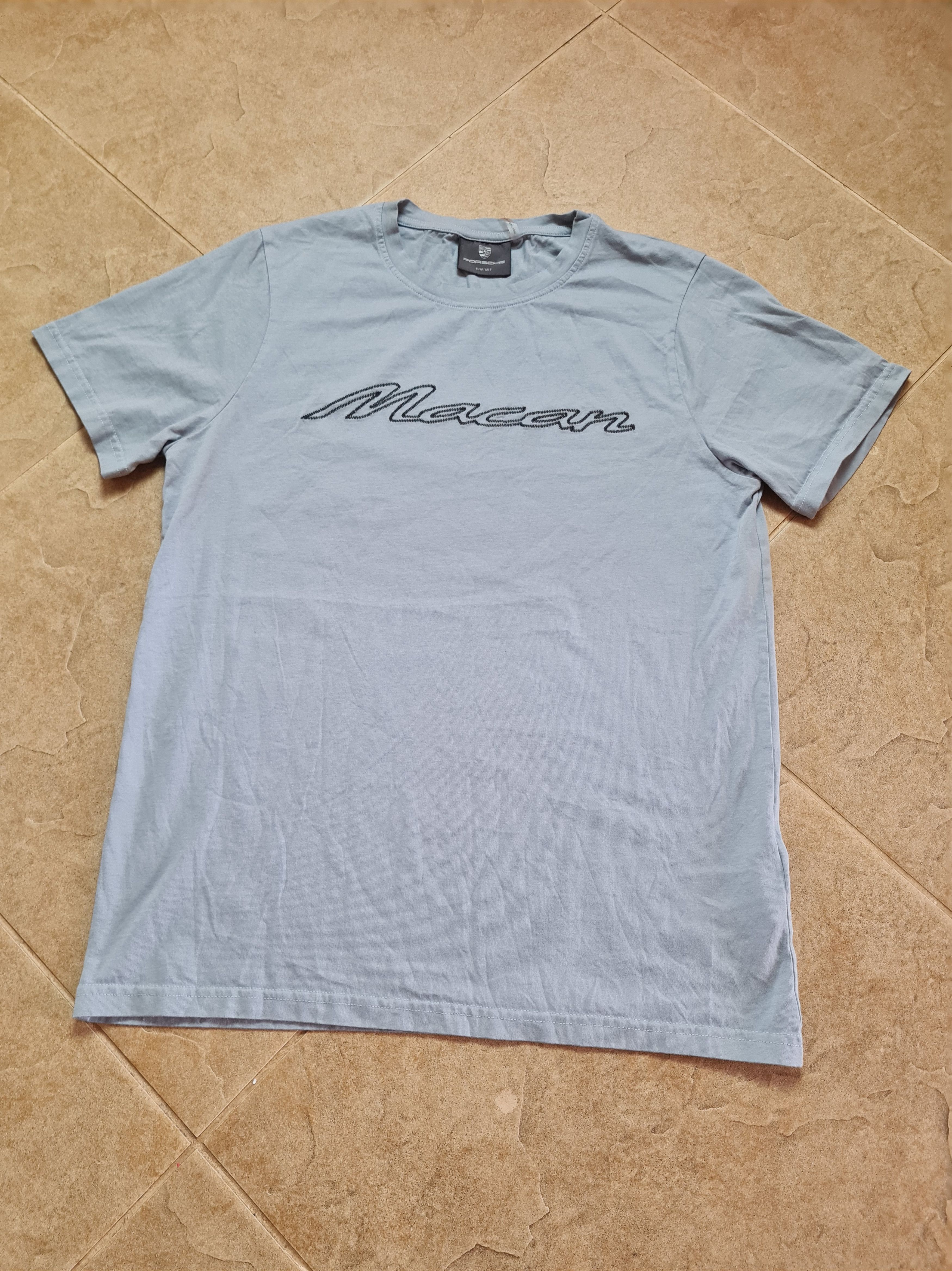 Porsche Design Vintage Shirt Porsche Macan Unisex T-Shirt Grey Size US S Size US S / EU 44-46 / 1 - 5 Thumbnail